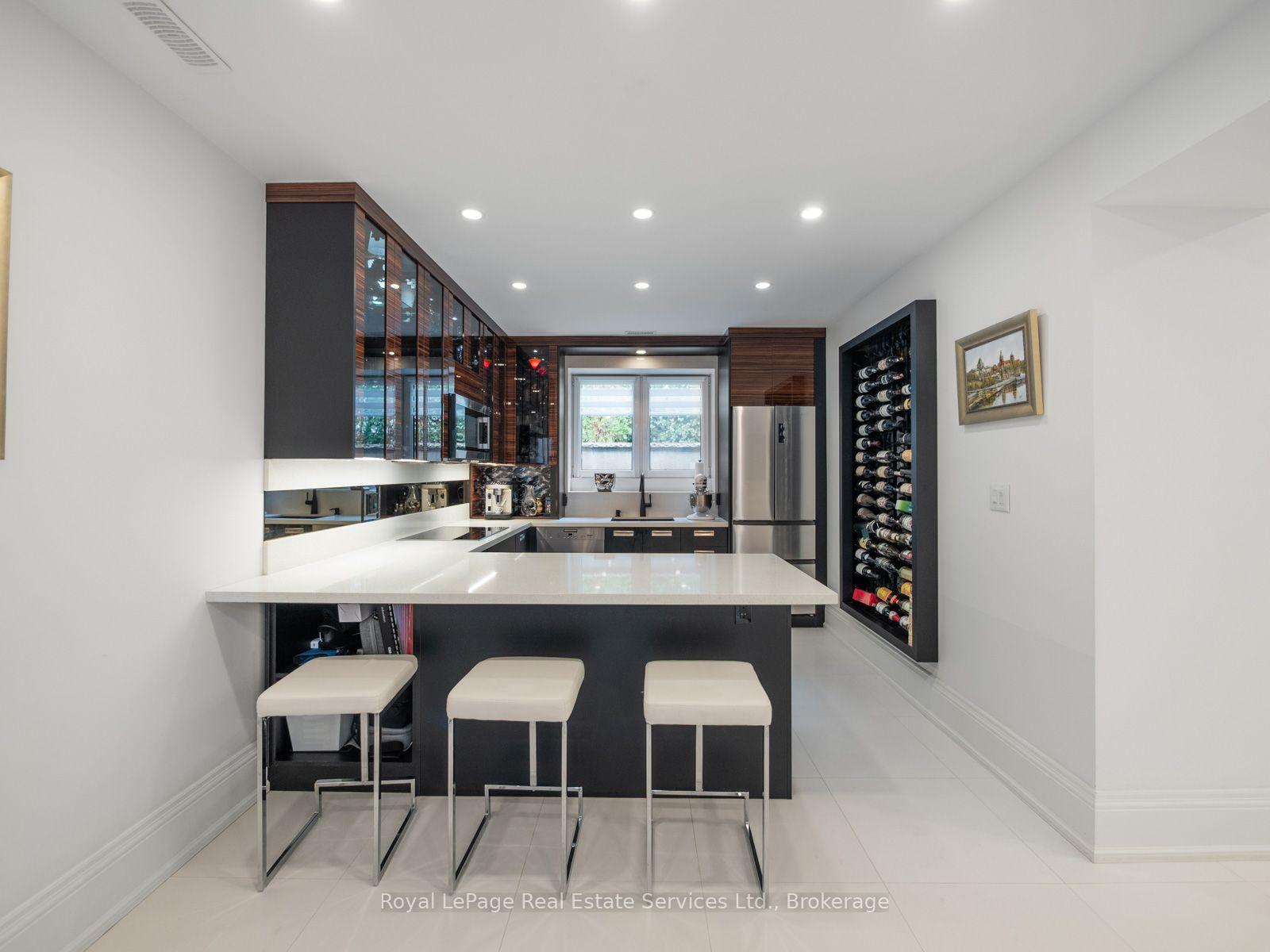 Photo 38 of 36 Anderson Street, Oakville, Central — HOMEH