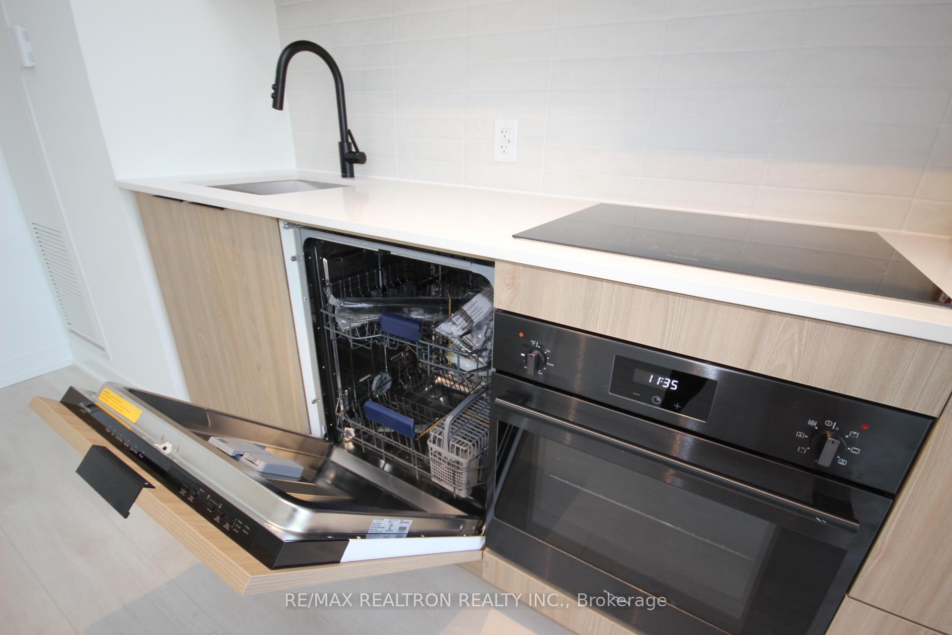 Photo 13 of Unit 622, 5 Defries Street, Toronto, Regent Park — HOMEH