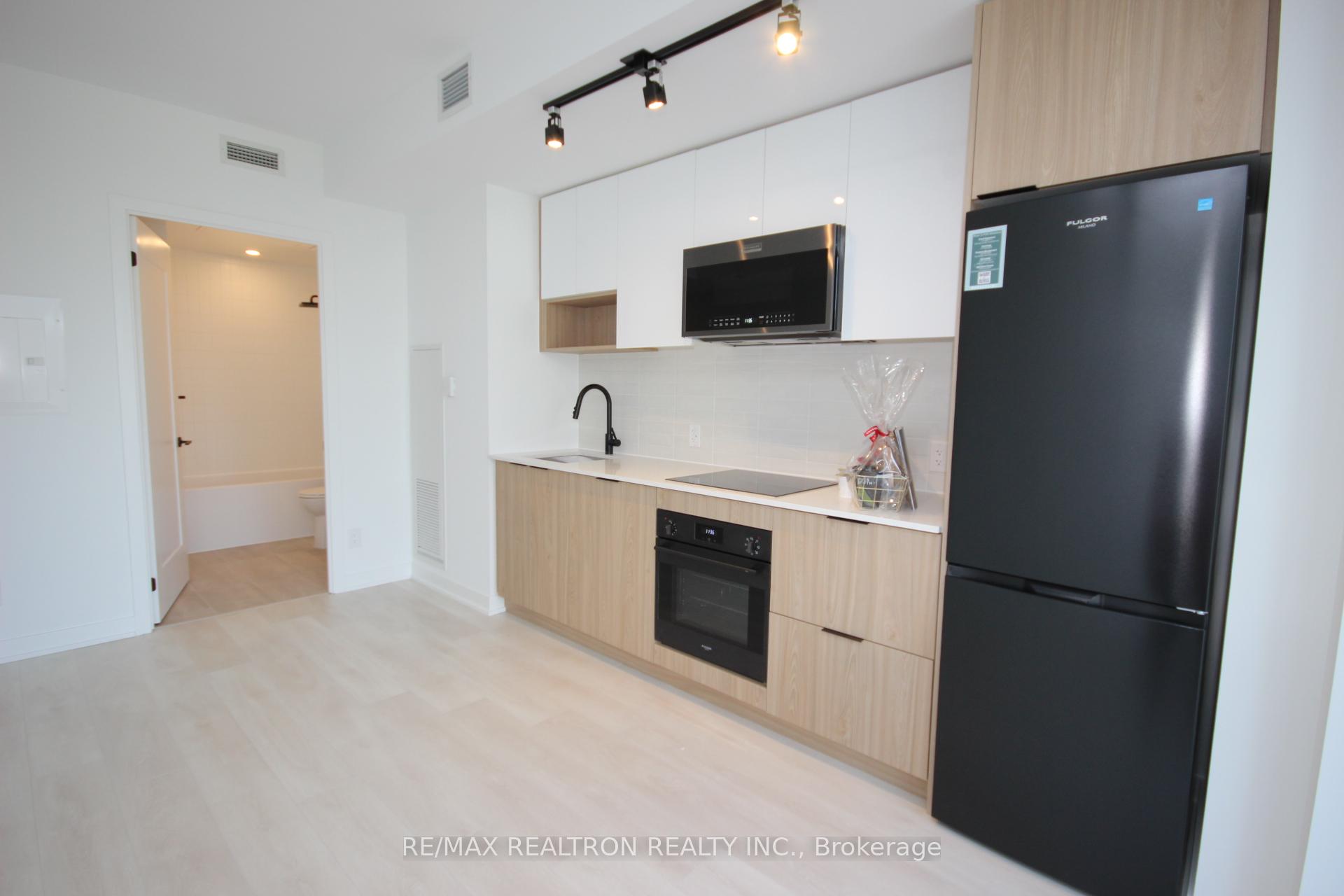 Photo 15 of Unit 622, 5 Defries Street, Toronto, Regent Park — HOMEH