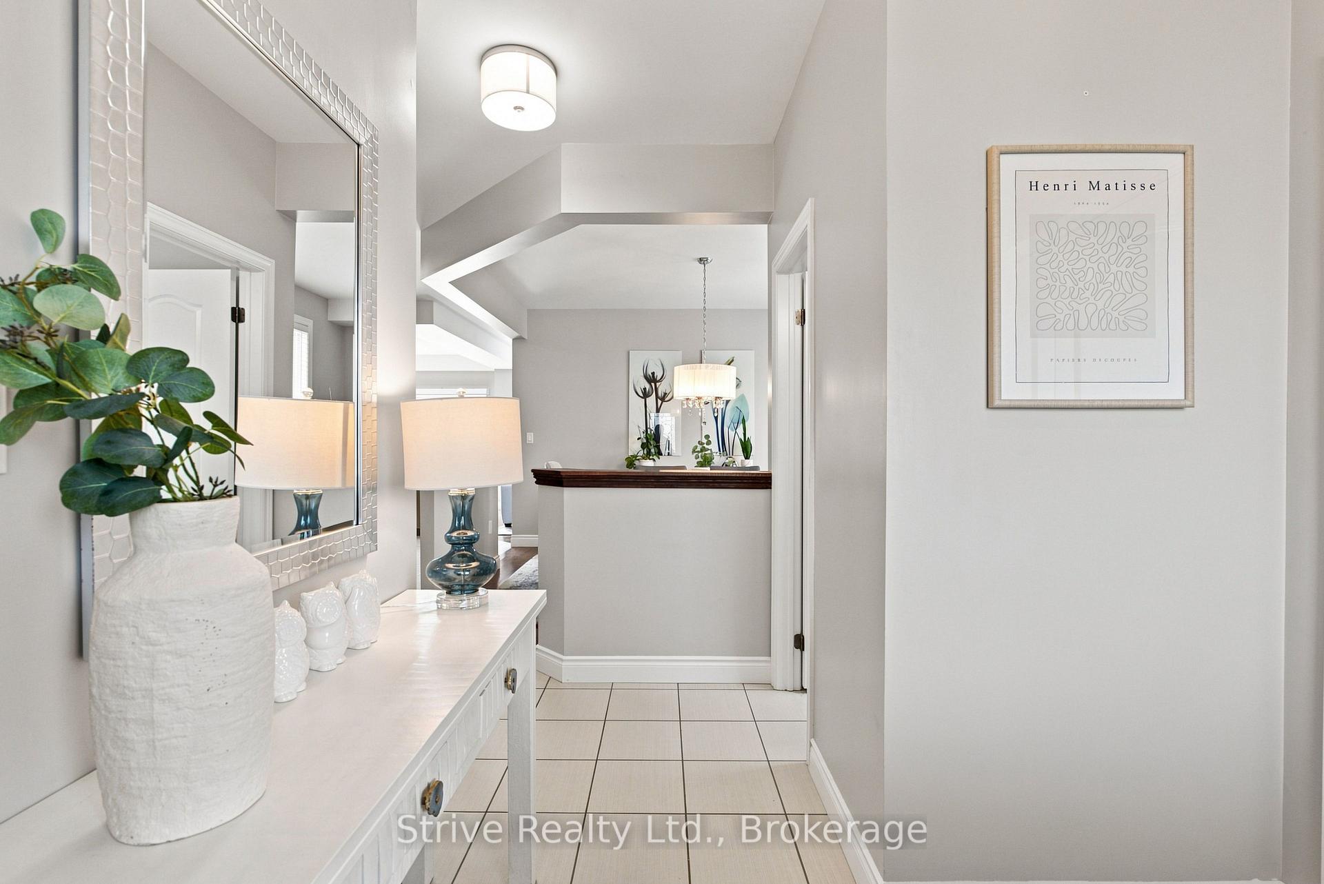 Photo 5 of 14 Vetzal Court, Clarington, Courtice — HOMEH