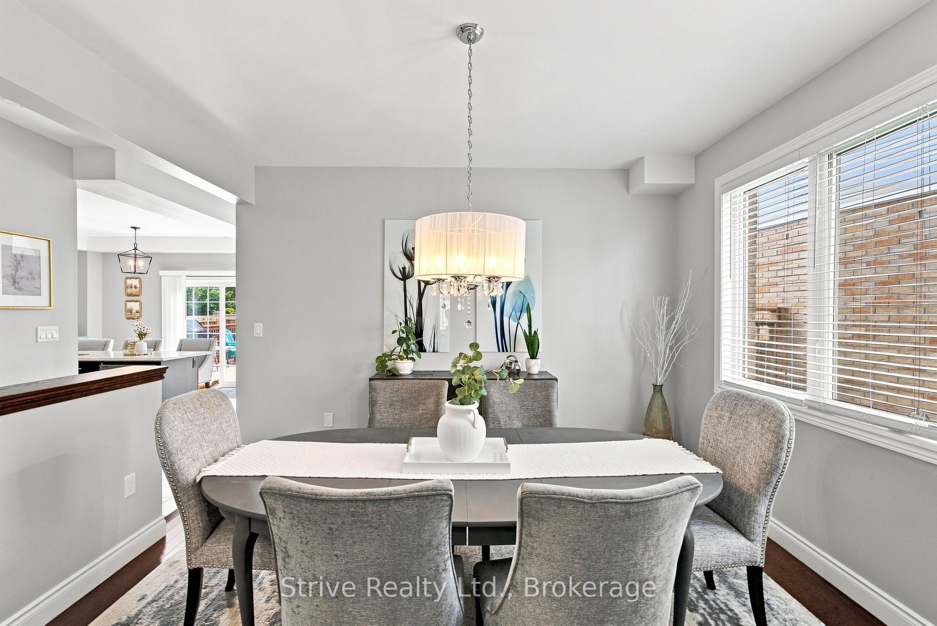Photo 7 of 14 Vetzal Court, Clarington, Courtice — HOMEH