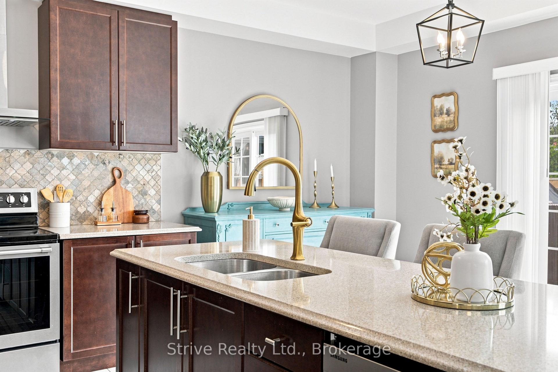 Photo 12 of 14 Vetzal Court, Clarington, Courtice — HOMEH