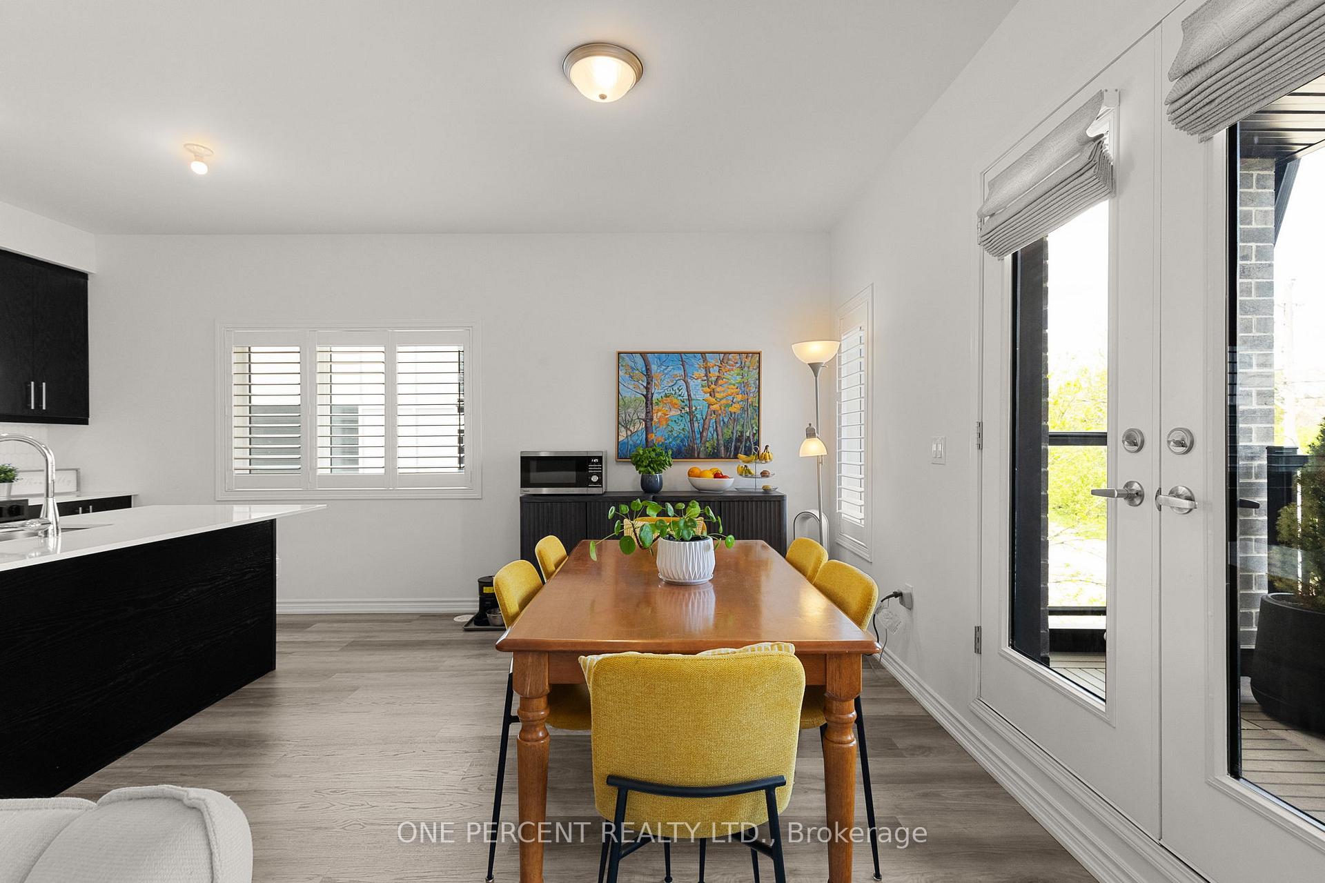Photo 19 of 129 Colborne Street E, Orillia — HOMEH