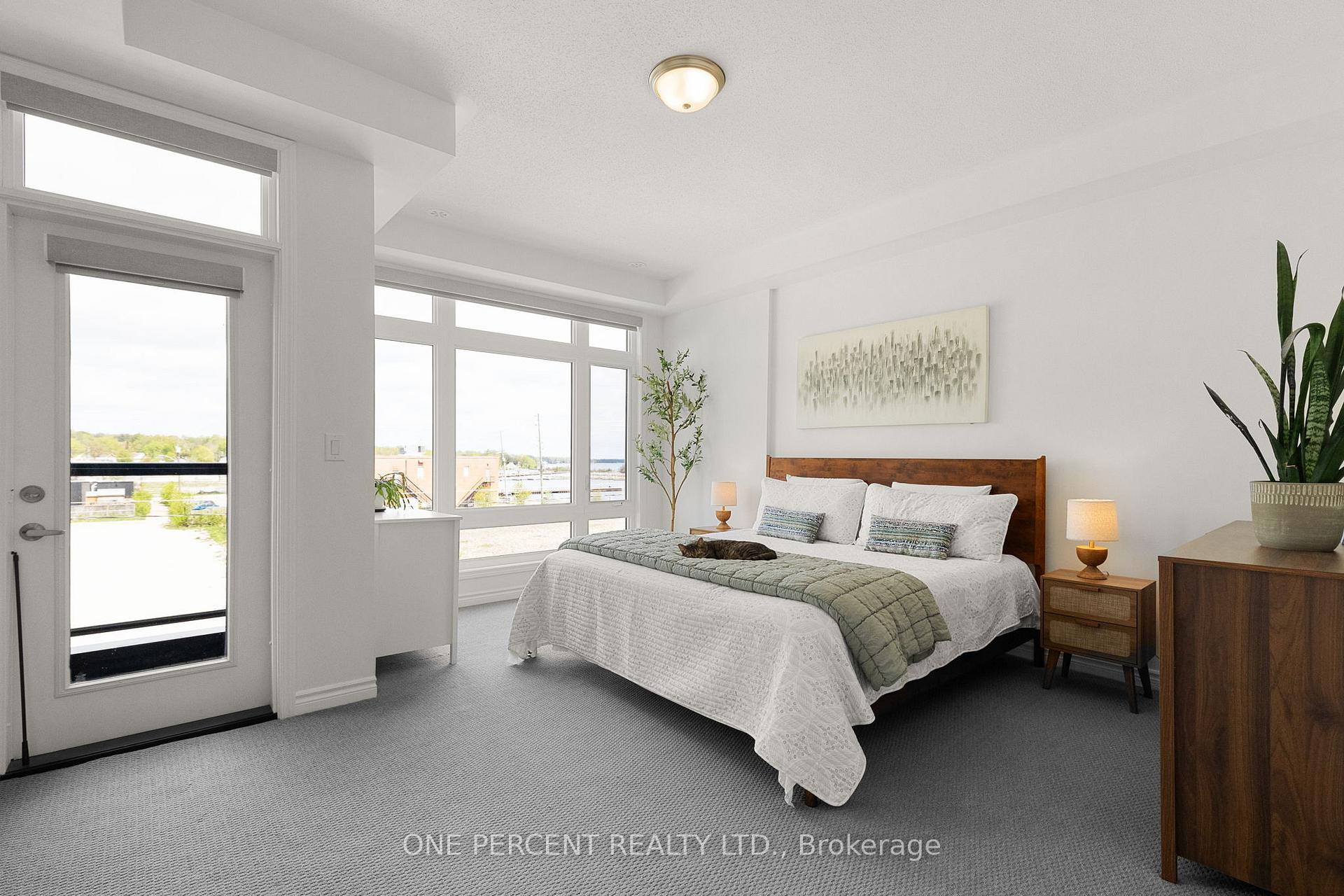 Photo 26 of 129 Colborne Street E, Orillia — HOMEH