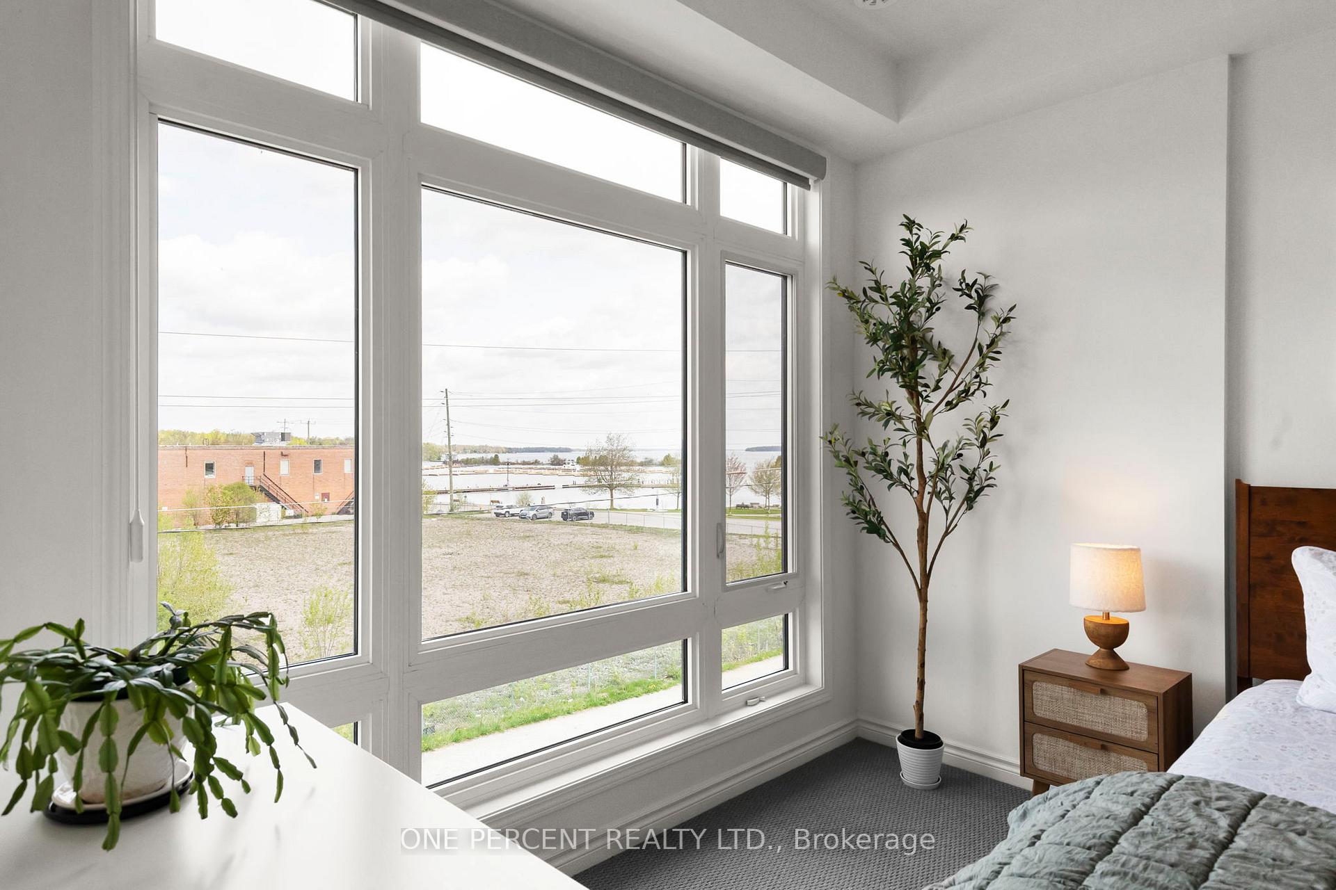 Photo 29 of 129 Colborne Street E, Orillia — HOMEH
