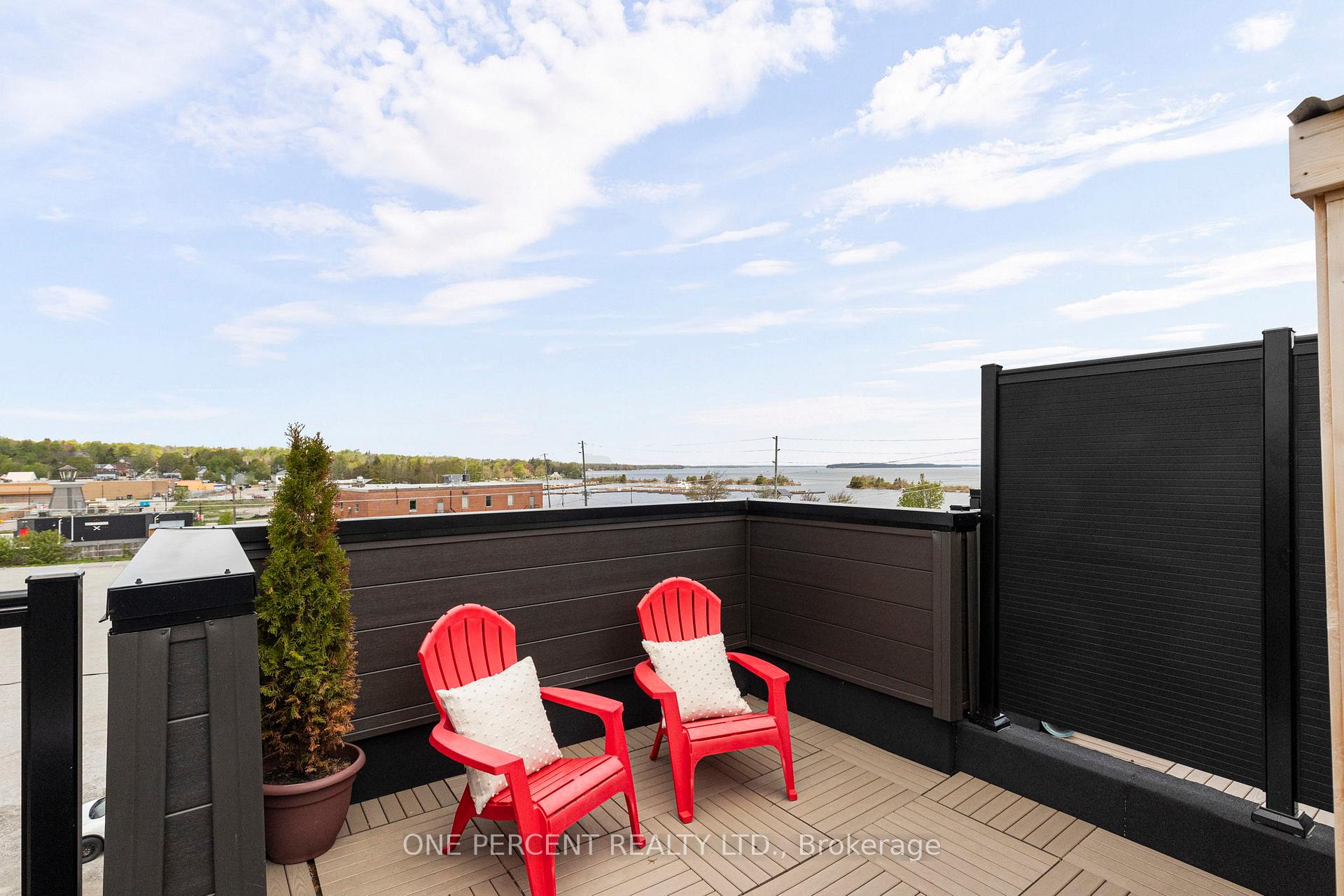 Photo 37 of 129 Colborne Street E, Orillia — HOMEH