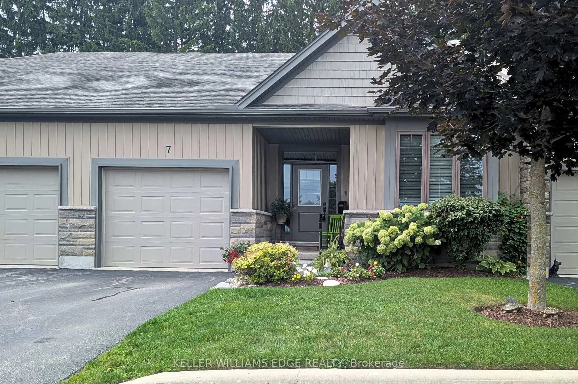 Photo of Unit 7, 250 Hostetler Road