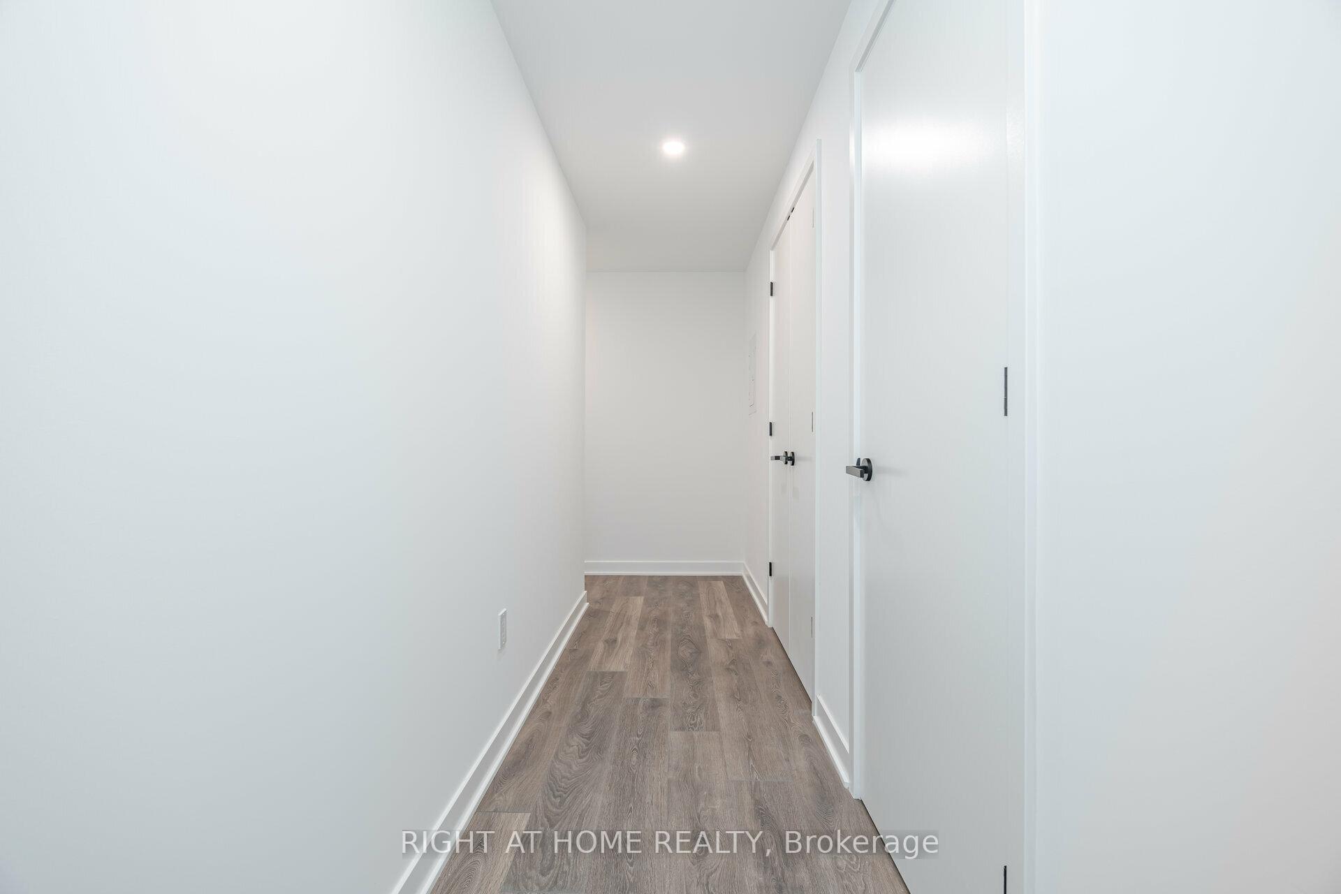 Photo 5 of Unit 4403, 55 Charles Street E, Toronto, Church-Yonge Corridor — HOMEH