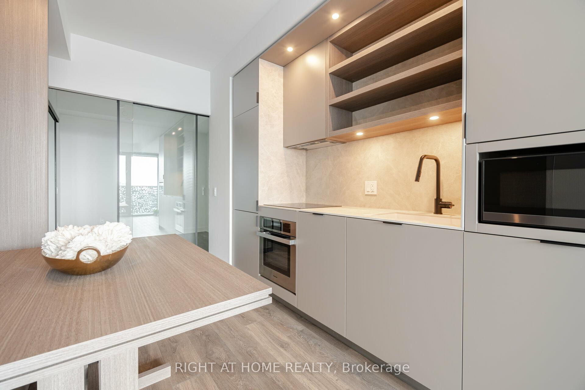 Photo 8 of Unit 4403, 55 Charles Street E, Toronto, Church-Yonge Corridor — HOMEH