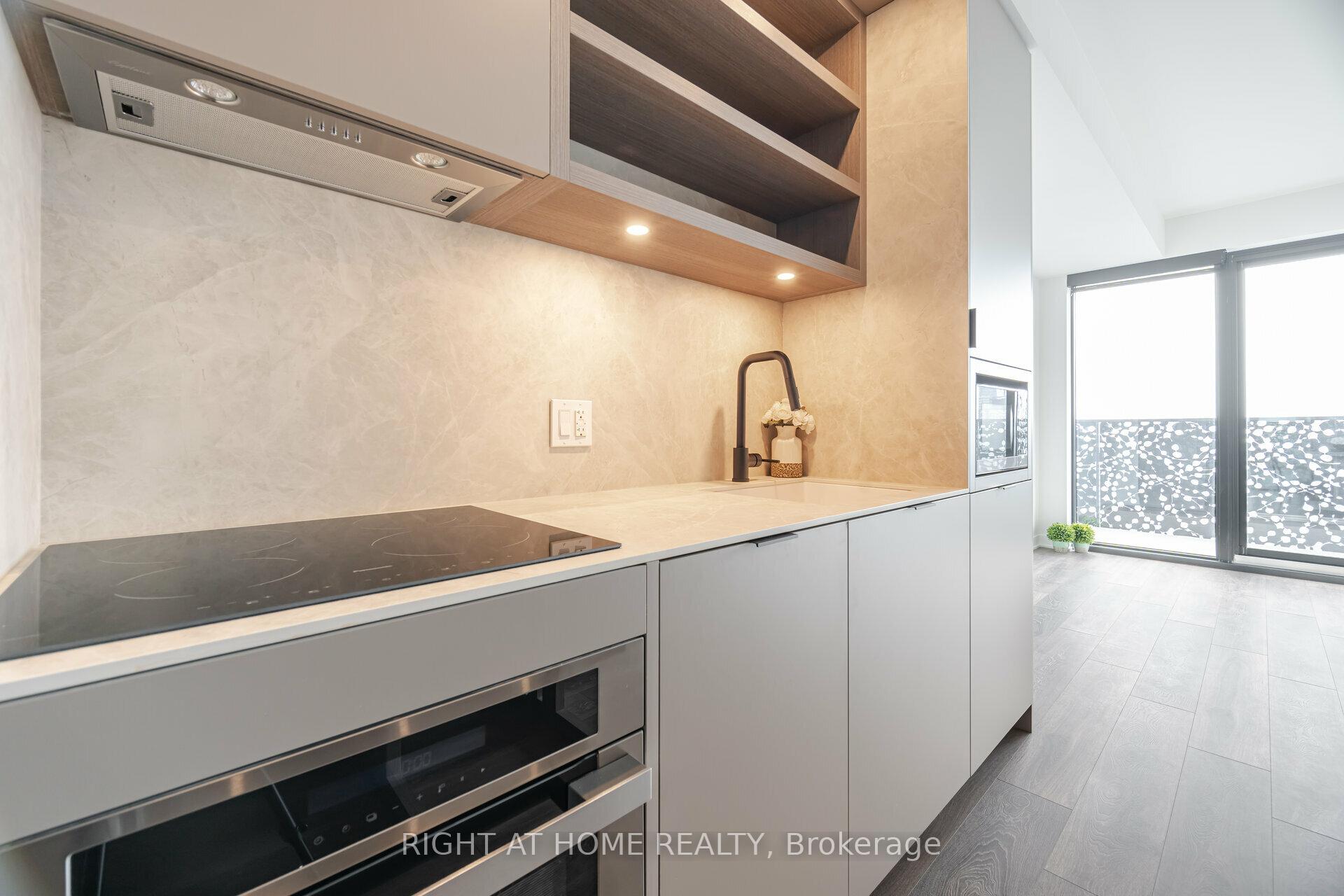 Photo 10 of Unit 4403, 55 Charles Street E, Toronto, Church-Yonge Corridor — HOMEH