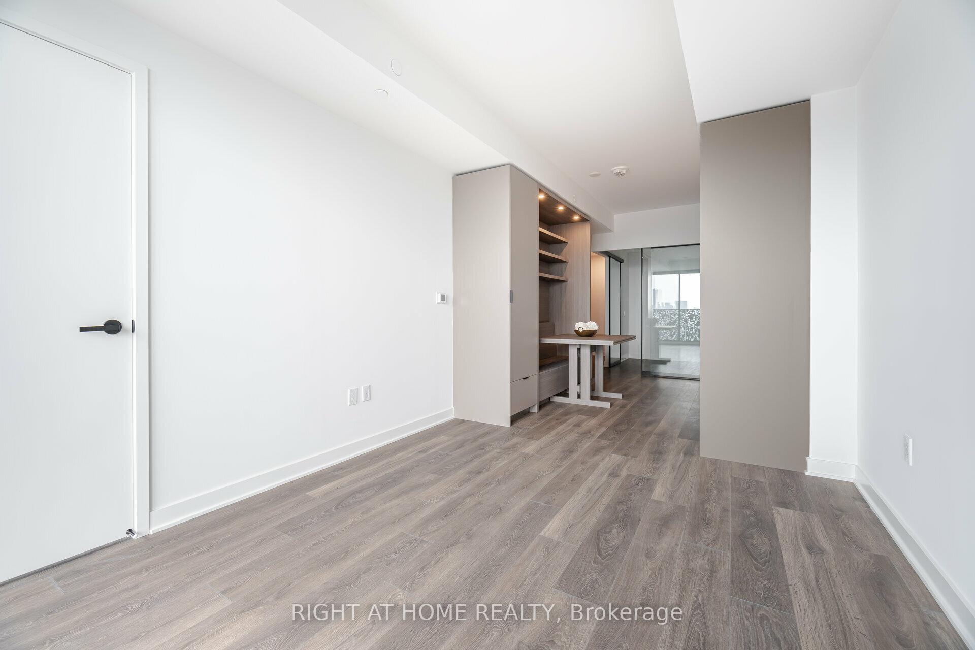 Photo 18 of Unit 4403, 55 Charles Street E, Toronto, Church-Yonge Corridor — HOMEH