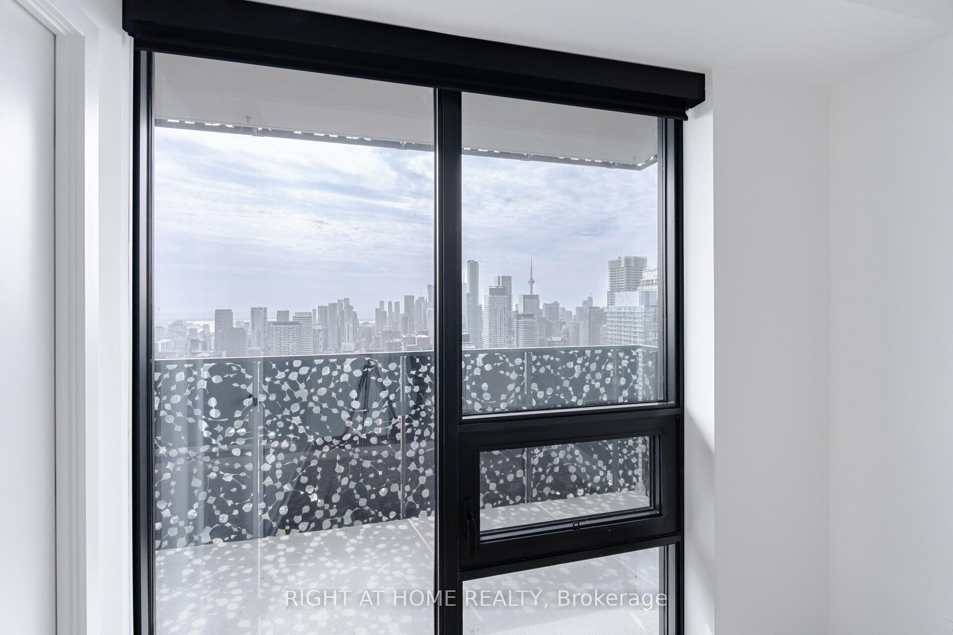 Photo 25 of Unit 4403, 55 Charles Street E, Toronto, Church-Yonge Corridor — HOMEH