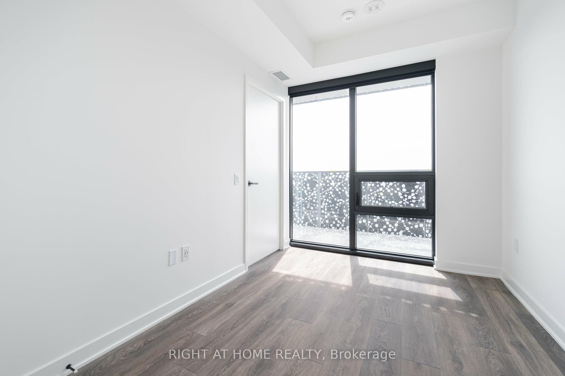Photo 24 of Unit 4403, 55 Charles Street E, Toronto, Church-Yonge Corridor — HOMEH