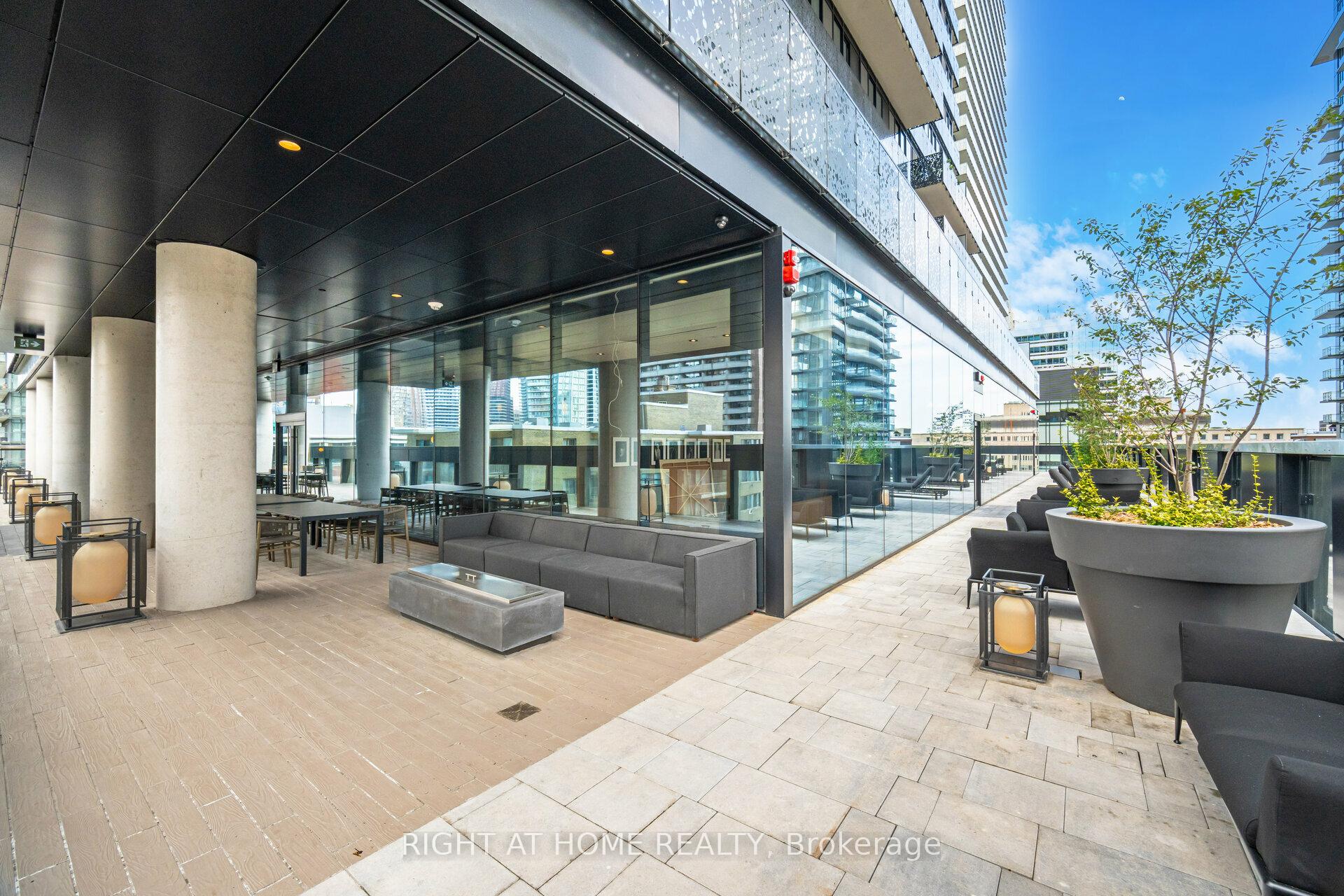 Photo 40 of Unit 4403, 55 Charles Street E, Toronto, Church-Yonge Corridor — HOMEH