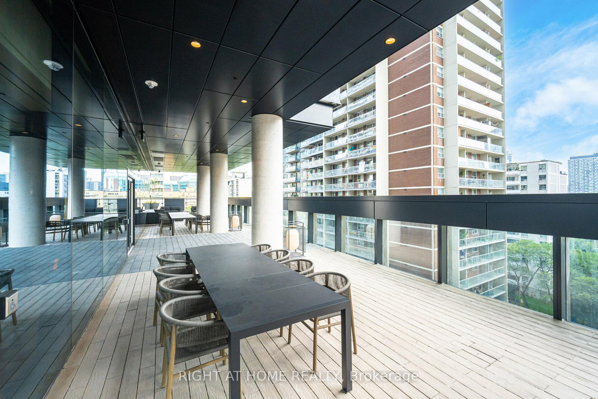 Photo 44 of Unit 4403, 55 Charles Street E, Toronto, Church-Yonge Corridor — HOMEH