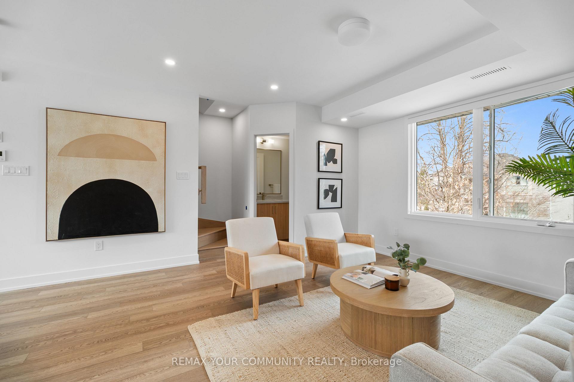 Photo 10 of Unit 3, 34 Poplar Avenue, Etobicoke, Islington-City Centre West — HOMEH