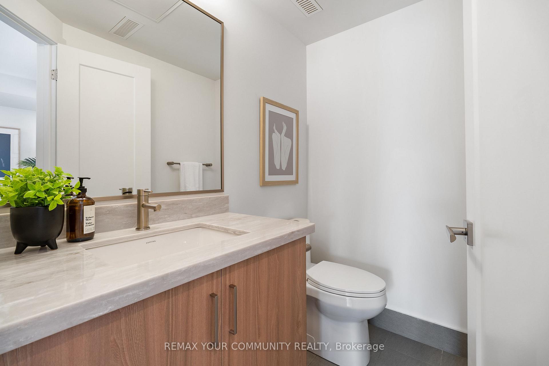 Photo 18 of Unit 3, 34 Poplar Avenue, Etobicoke, Islington-City Centre West — HOMEH