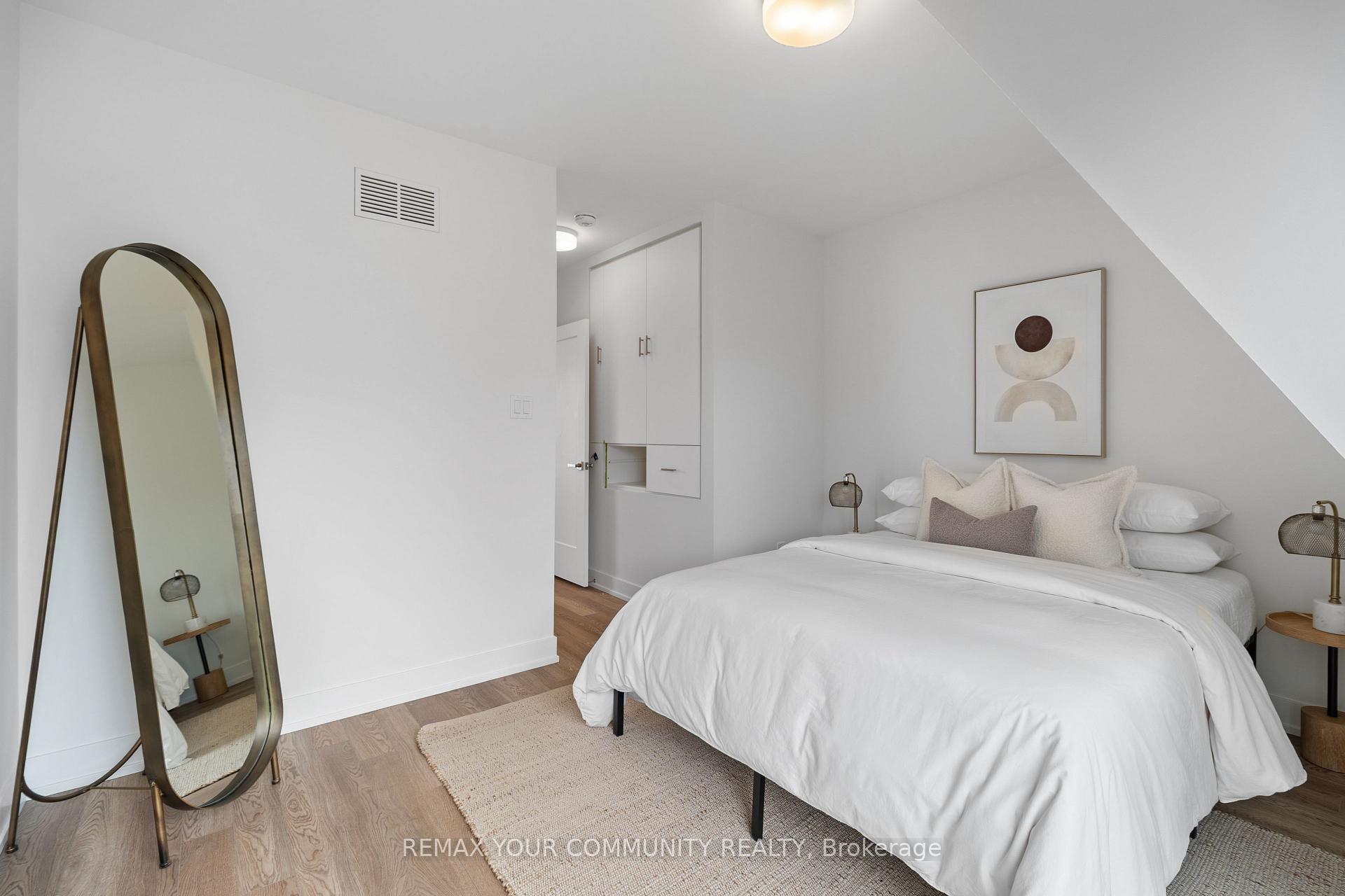 Photo 22 of Unit 3, 34 Poplar Avenue, Etobicoke, Islington-City Centre West — HOMEH