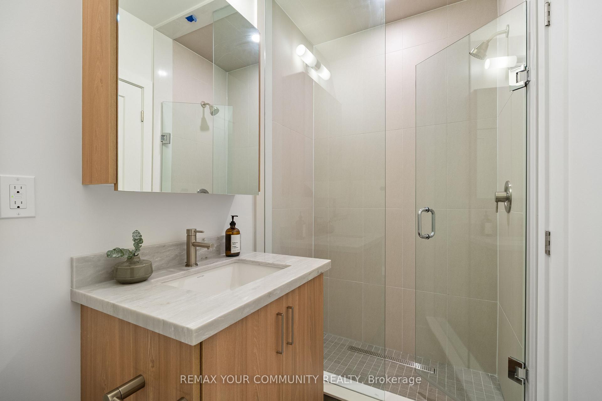 Photo 25 of Unit 3, 34 Poplar Avenue, Etobicoke, Islington-City Centre West — HOMEH