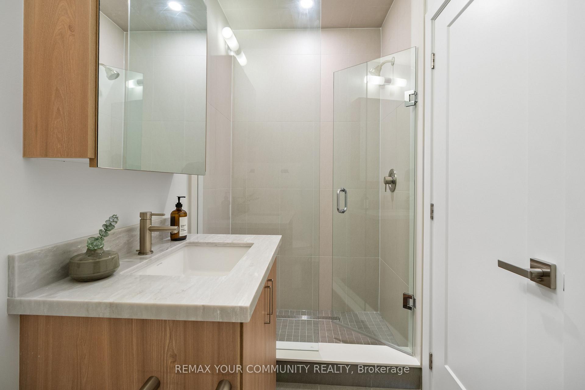 Photo 26 of Unit 3, 34 Poplar Avenue, Etobicoke, Islington-City Centre West — HOMEH