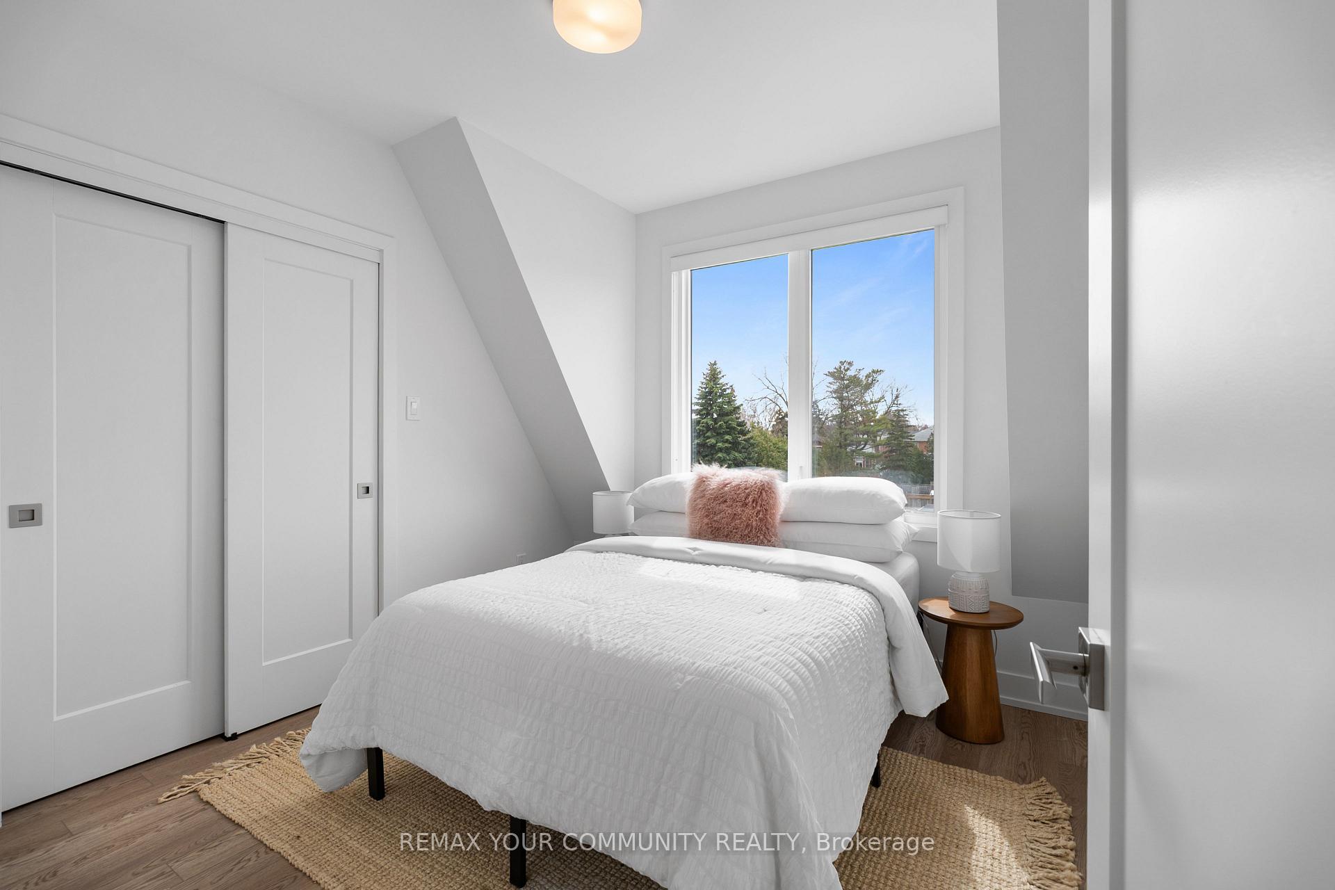 Photo 32 of Unit 3, 34 Poplar Avenue, Etobicoke, Islington-City Centre West — HOMEH
