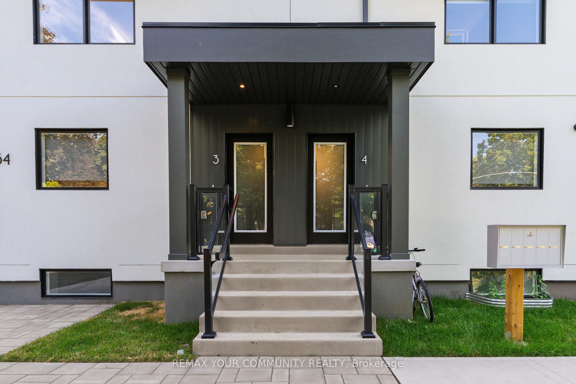 Photo 39 of Unit 3, 34 Poplar Avenue, Etobicoke, Islington-City Centre West — HOMEH