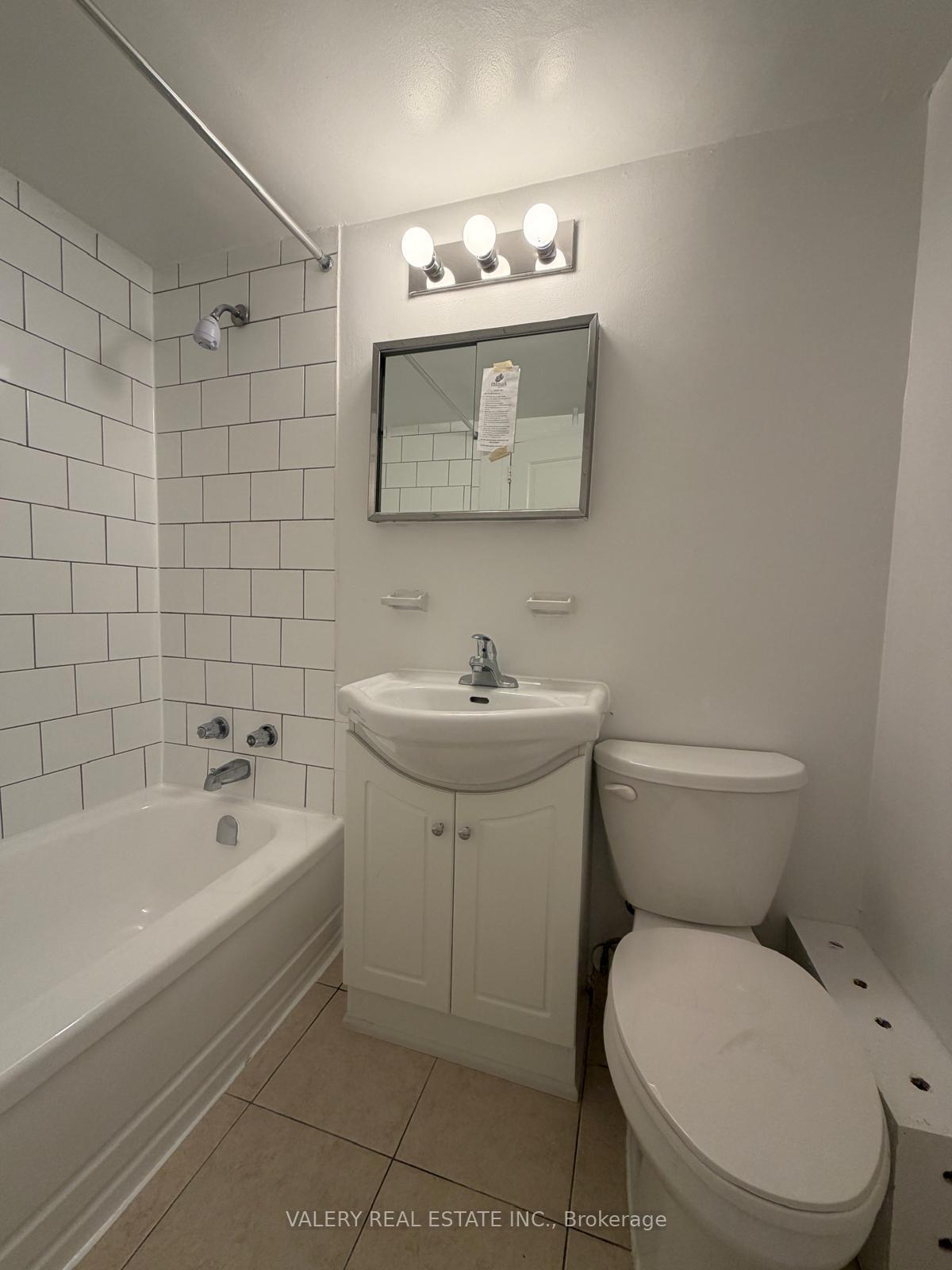 Photo 9 of Unit 903, 890 Jane Street, Toronto, Rockcliffe-Smythe — HOMEH