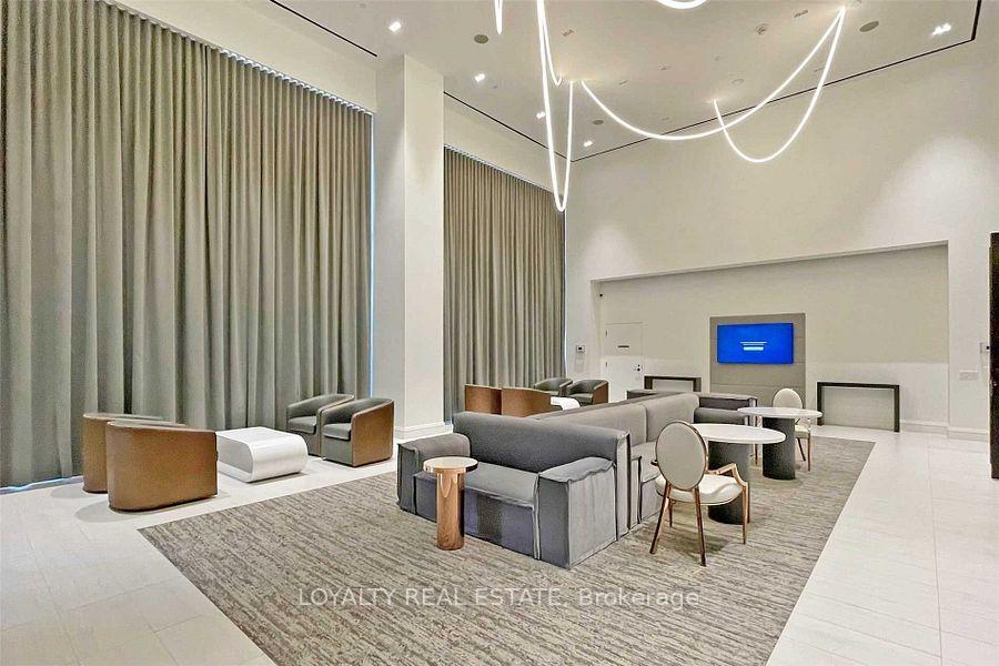 Photo 9 of Unit 1409, 39 Roehampton Avenue, Toronto, Mount Pleasant West — HOMEH