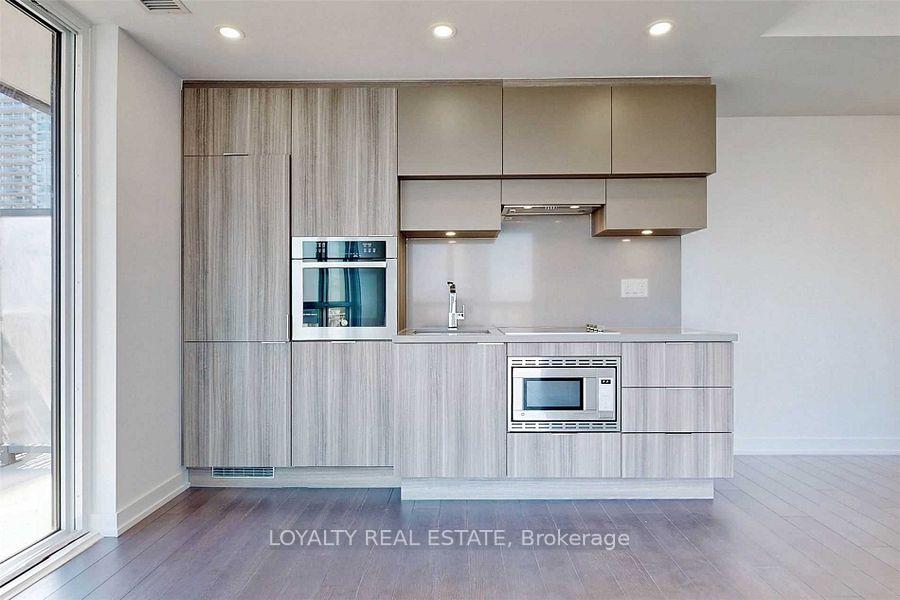 Photo 19 of Unit 1409, 39 Roehampton Avenue, Toronto, Mount Pleasant West — HOMEH