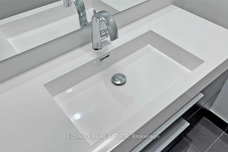 Photo 28 of Unit 1409, 39 Roehampton Avenue, Toronto, Mount Pleasant West — HOMEH