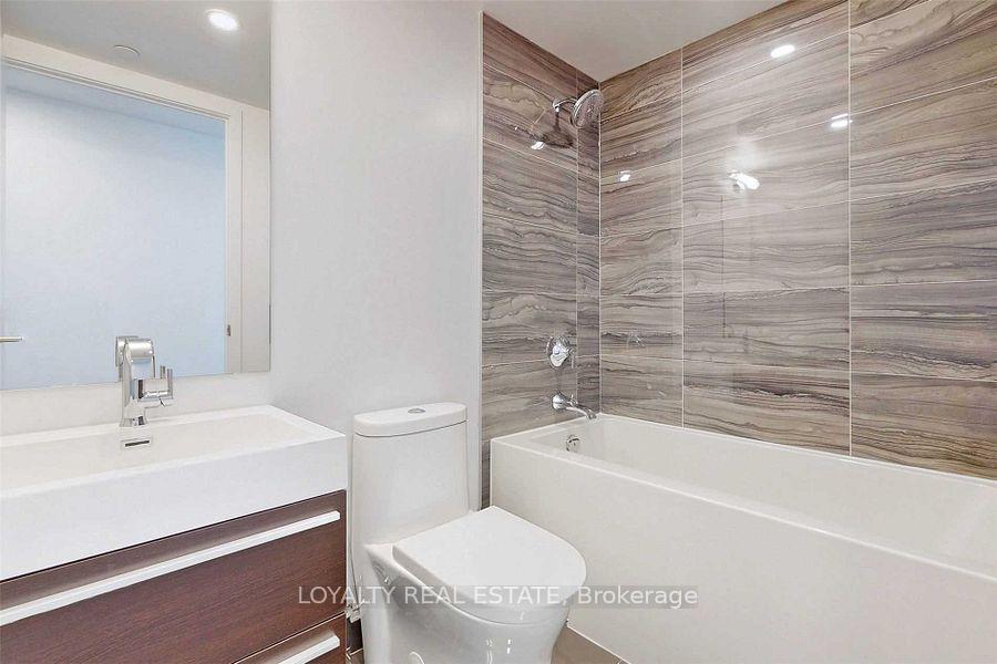 Photo 33 of Unit 1409, 39 Roehampton Avenue, Toronto, Mount Pleasant West — HOMEH