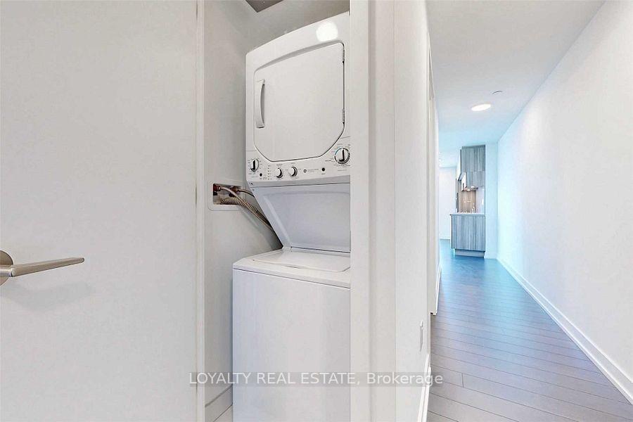 Photo 35 of Unit 1409, 39 Roehampton Avenue, Toronto, Mount Pleasant West — HOMEH