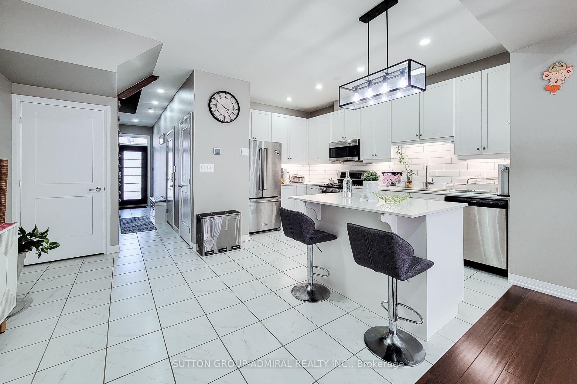 Photo 8 of 4002 Crown Street, Lincoln, Beamsville — HOMEH