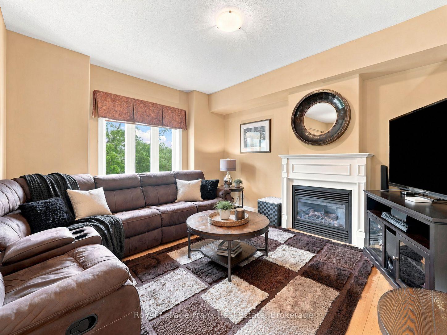 Photo 19 of 55 King Street, Kawartha Lakes, Lindsay — HOMEH