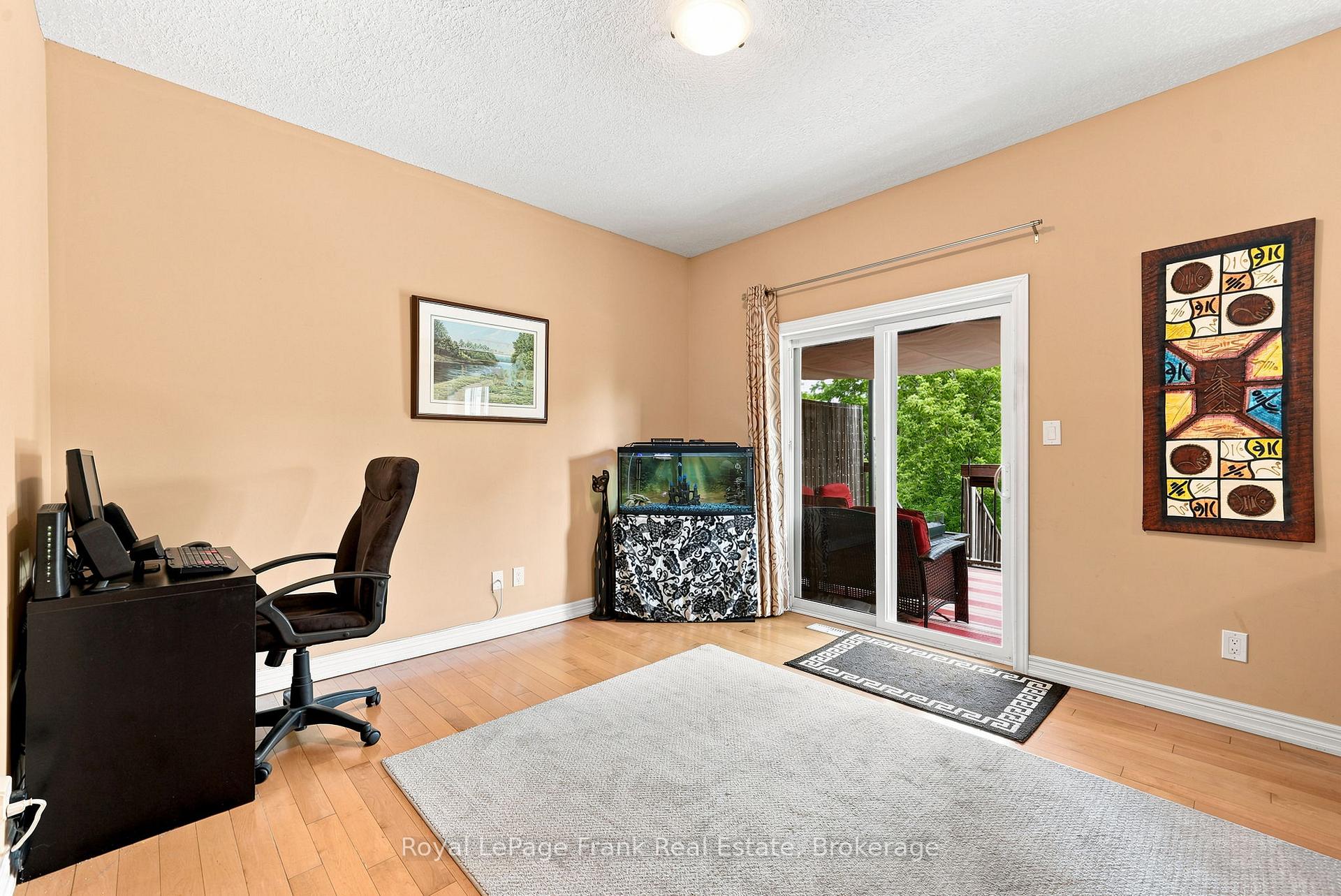 Photo 22 of 55 King Street, Kawartha Lakes, Lindsay — HOMEH