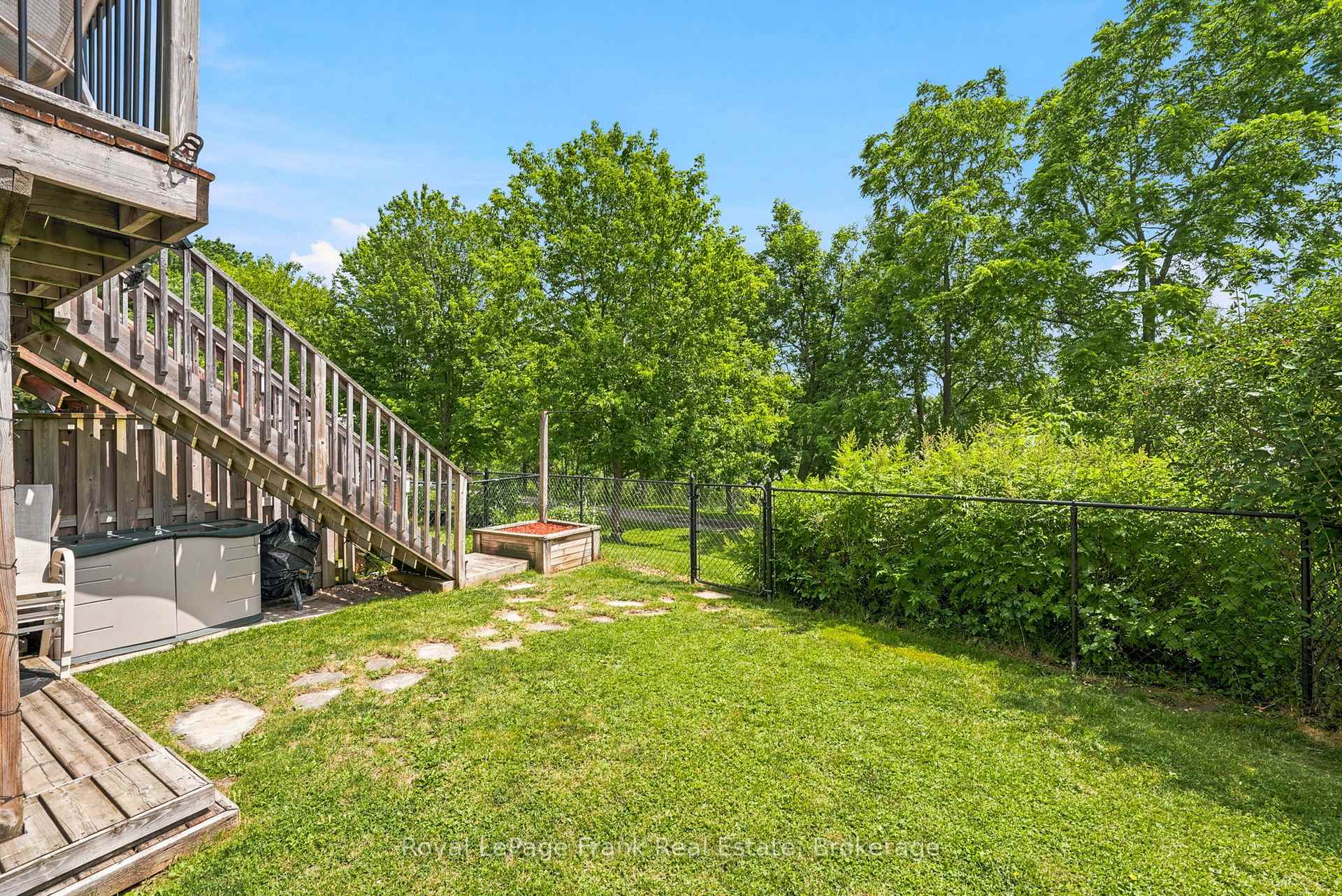 Photo 42 of 55 King Street, Kawartha Lakes, Lindsay — HOMEH