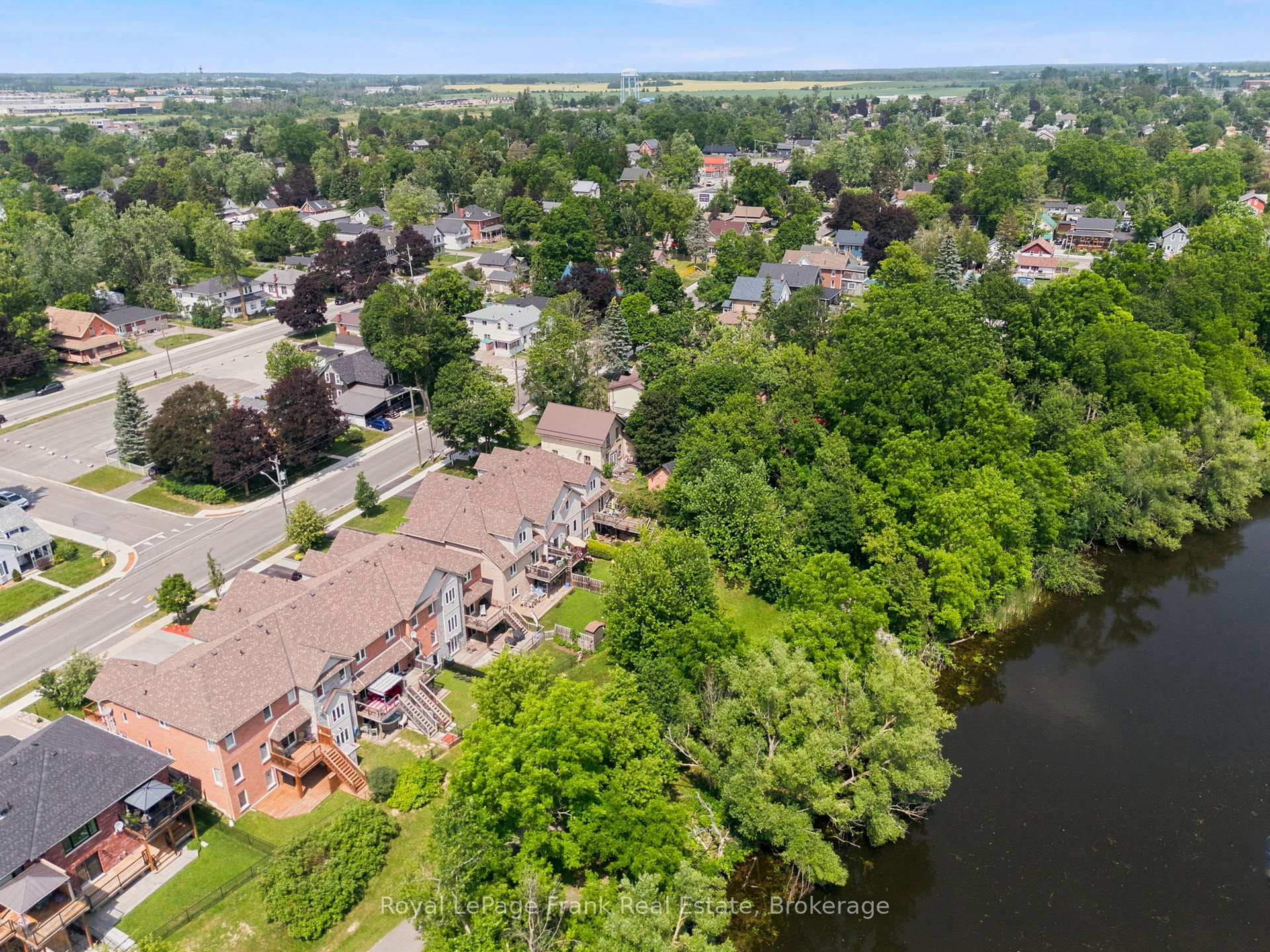 Photo 43 of 55 King Street, Kawartha Lakes, Lindsay — HOMEH