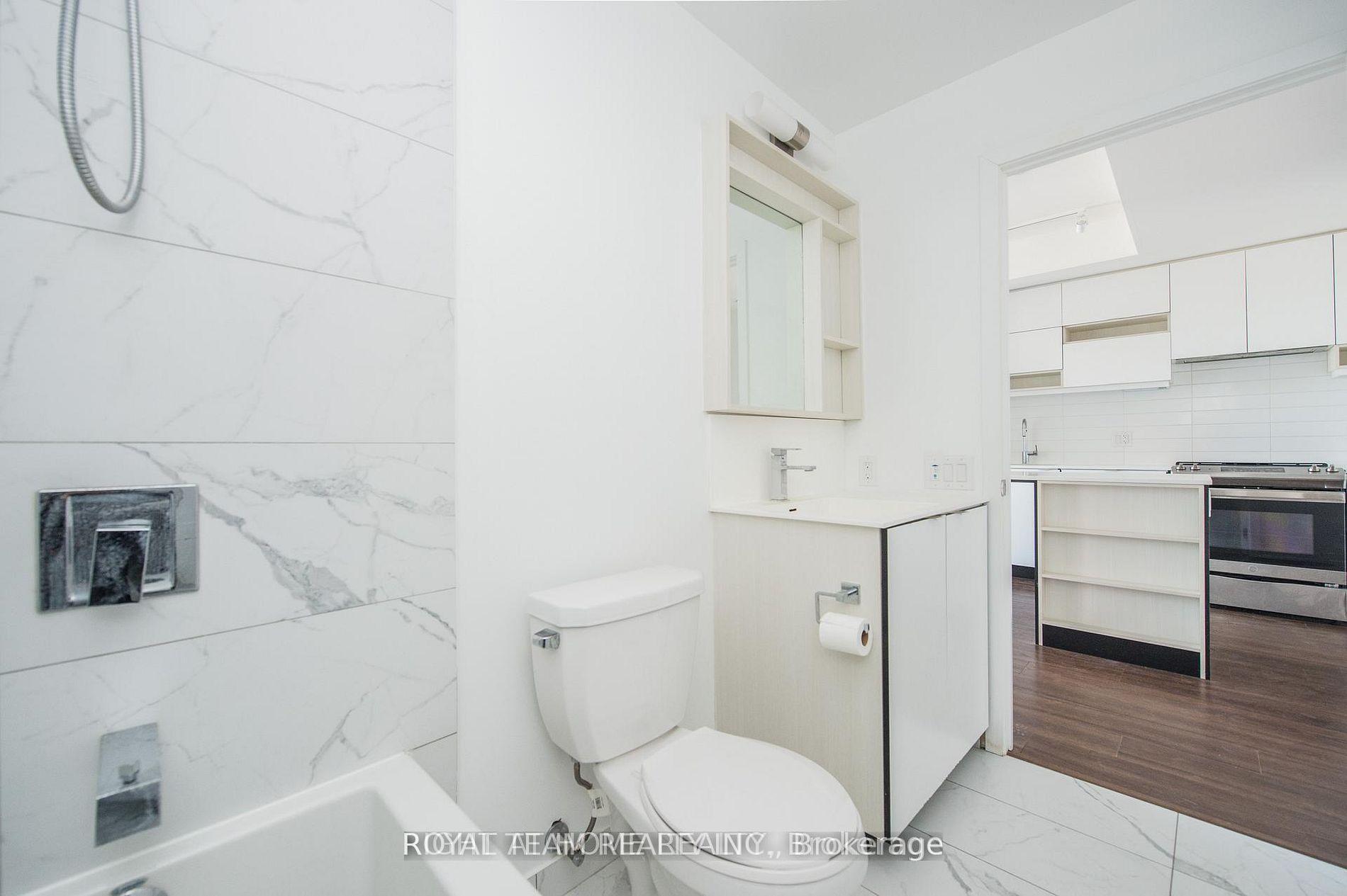 Photo 8 of Unit 2507, 4065 Confederation Parkway, Mississauga, City Centre — HOMEH