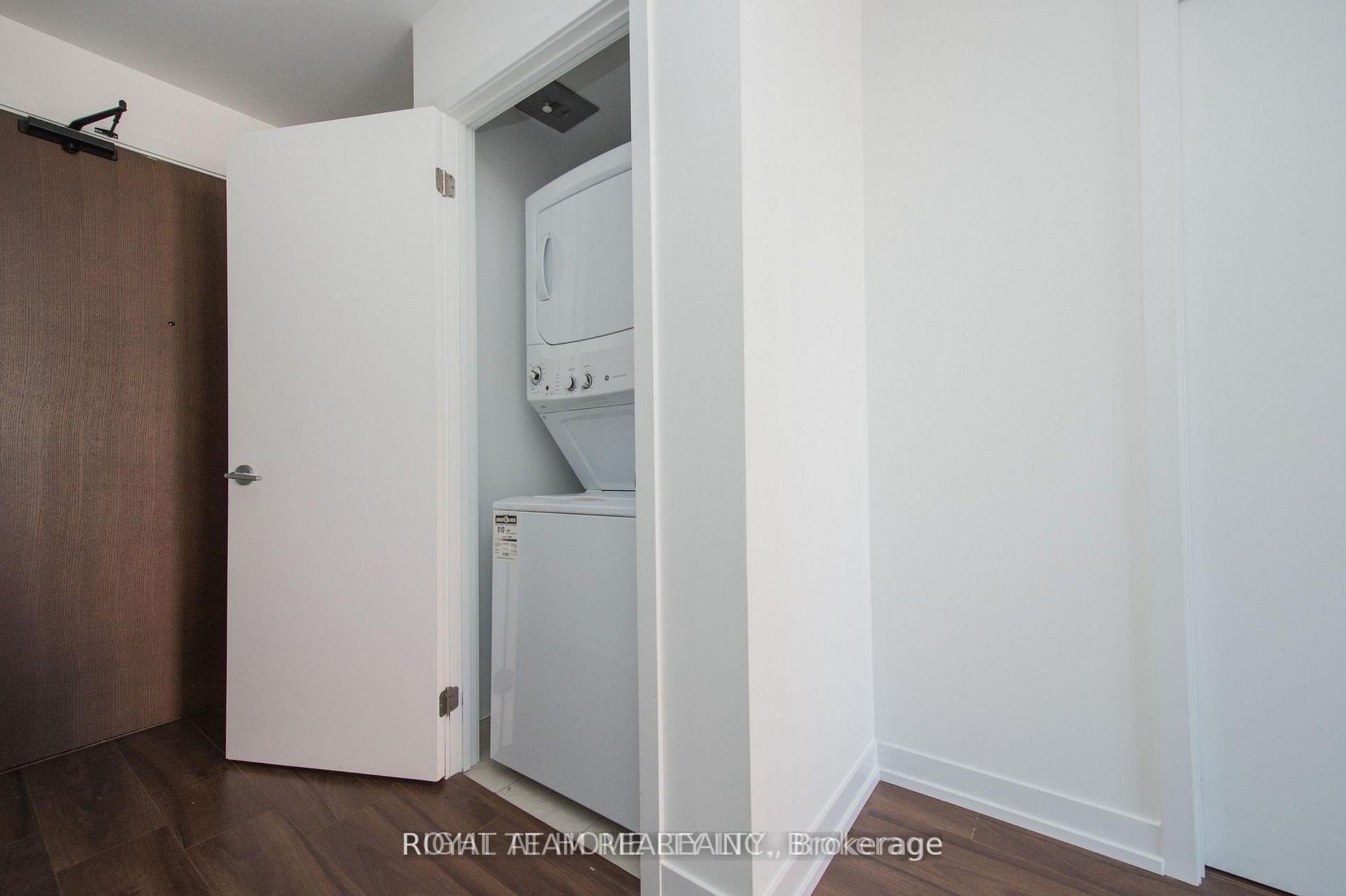 Photo 9 of Unit 2507, 4065 Confederation Parkway, Mississauga, City Centre — HOMEH