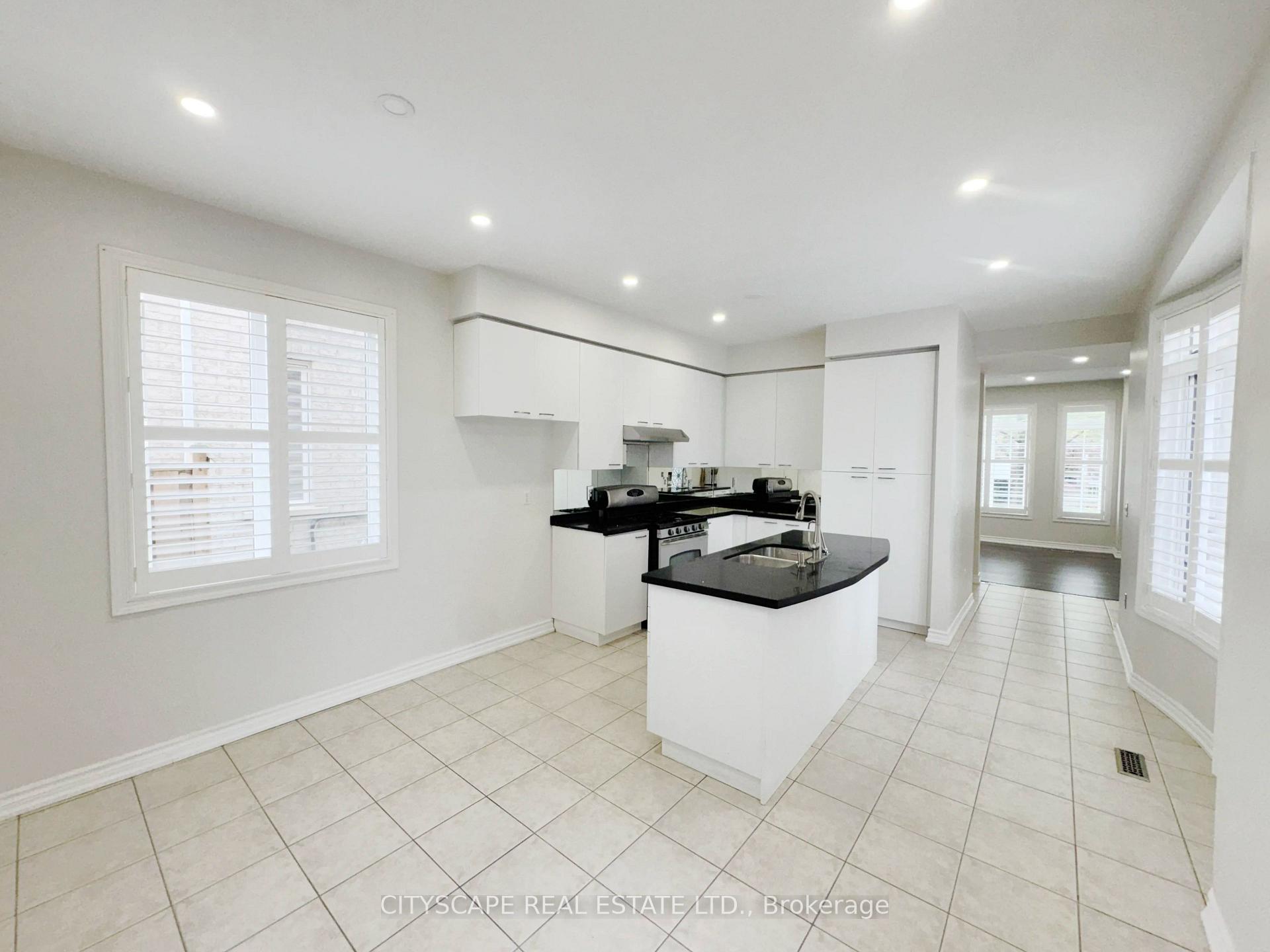 Photo 10 of 116 Emery Hill Boulevard, Markham, Berczy — HOMEH