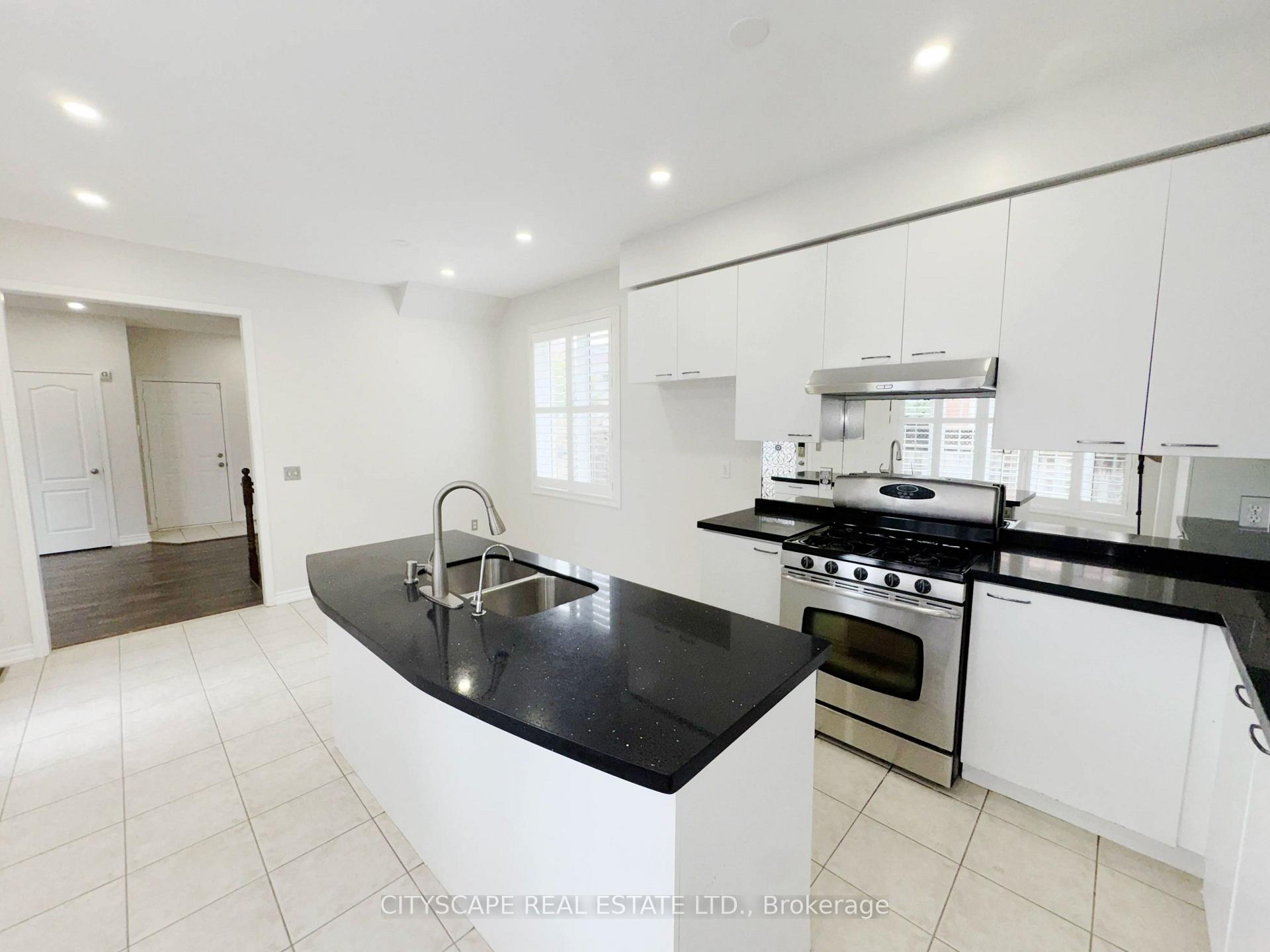 Photo 12 of 116 Emery Hill Boulevard, Markham, Berczy — HOMEH