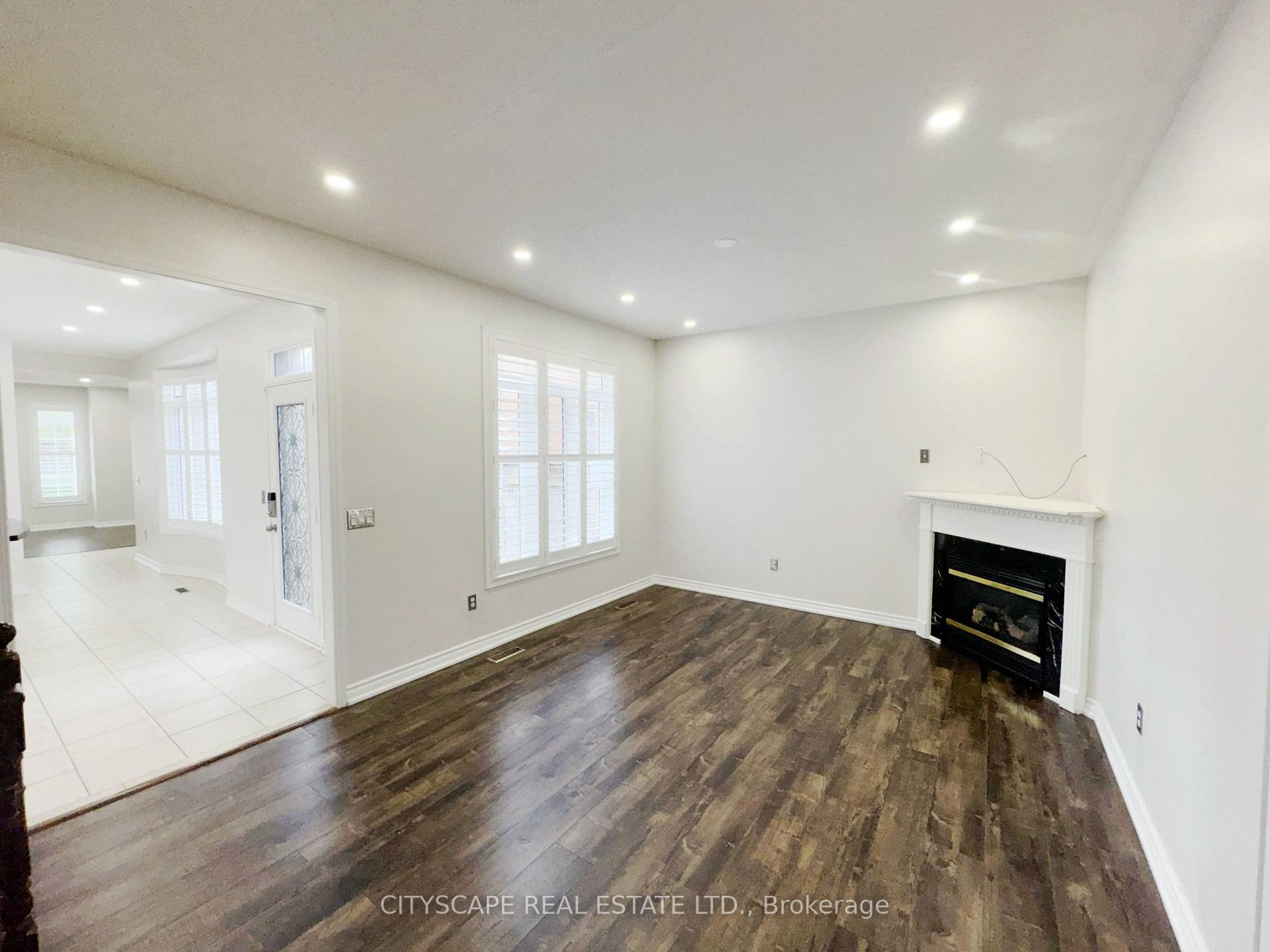 Photo 14 of 116 Emery Hill Boulevard, Markham, Berczy — HOMEH