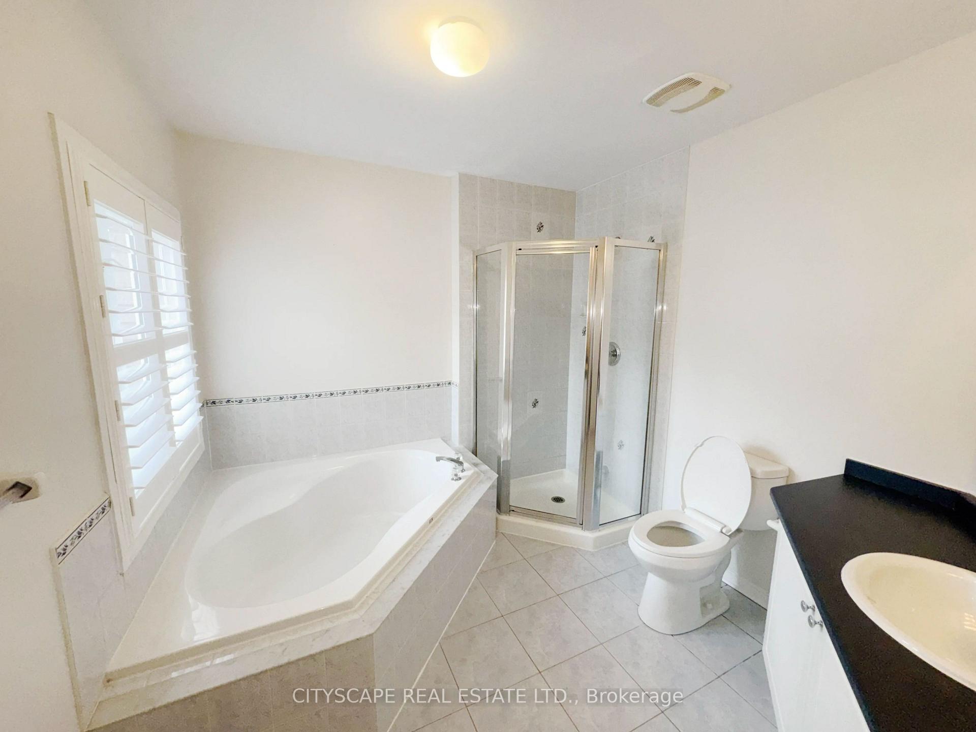 Photo 21 of 116 Emery Hill Boulevard, Markham, Berczy — HOMEH