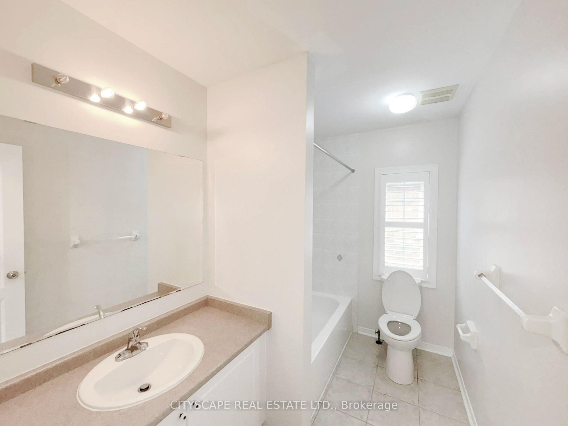 Photo 27 of 116 Emery Hill Boulevard, Markham, Berczy — HOMEH