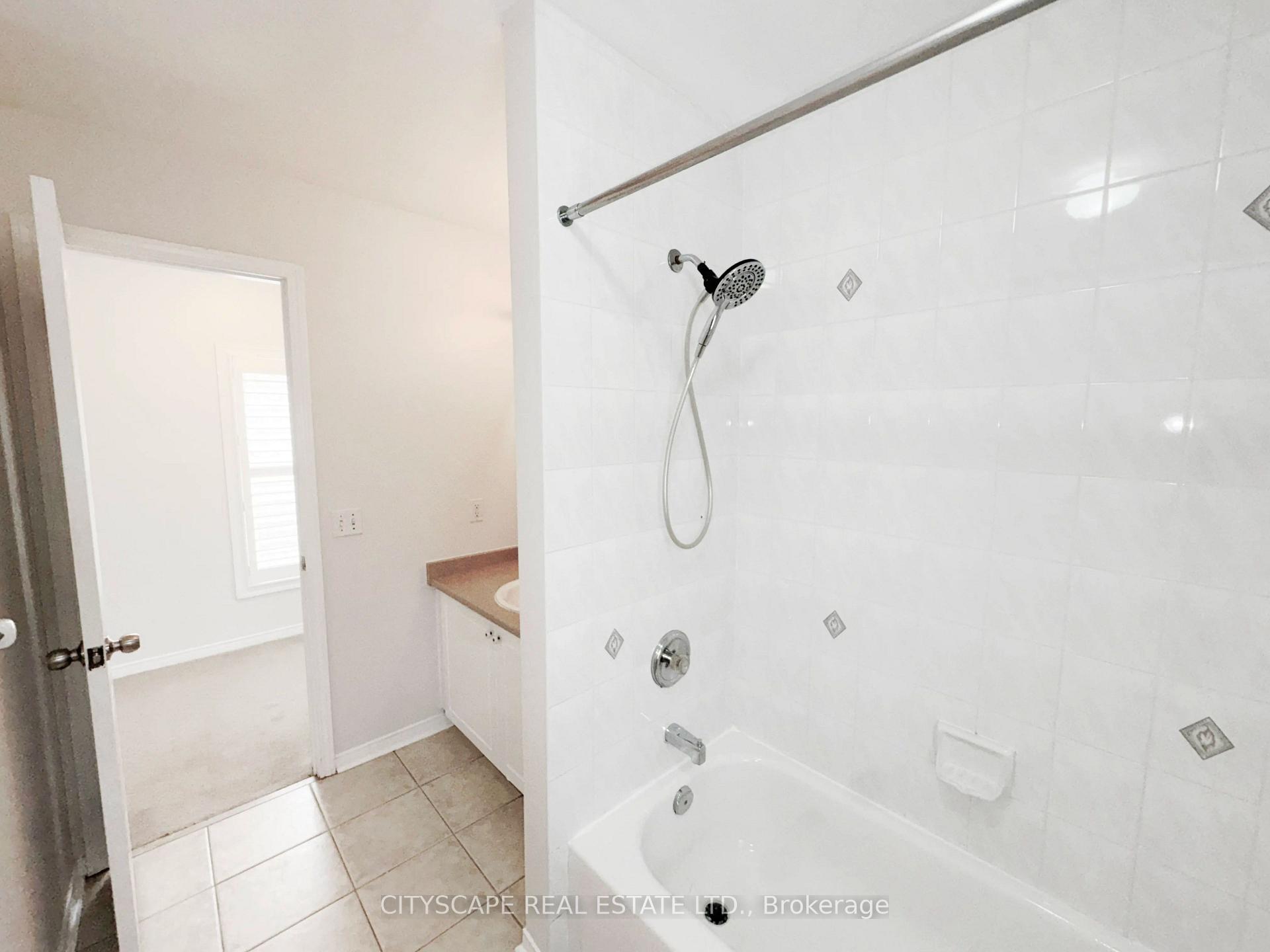 Photo 28 of 116 Emery Hill Boulevard, Markham, Berczy — HOMEH