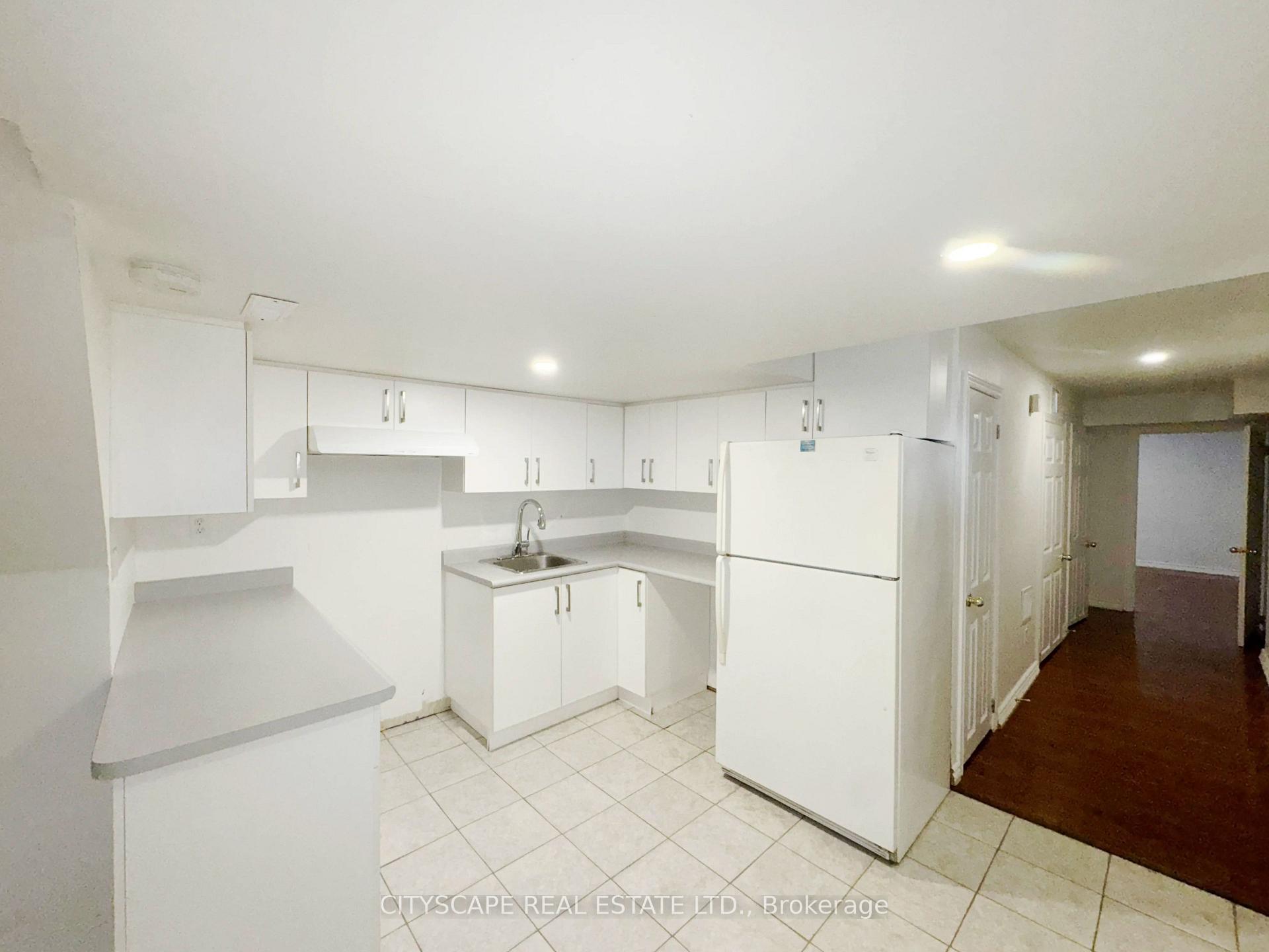 Photo 32 of 116 Emery Hill Boulevard, Markham, Berczy — HOMEH