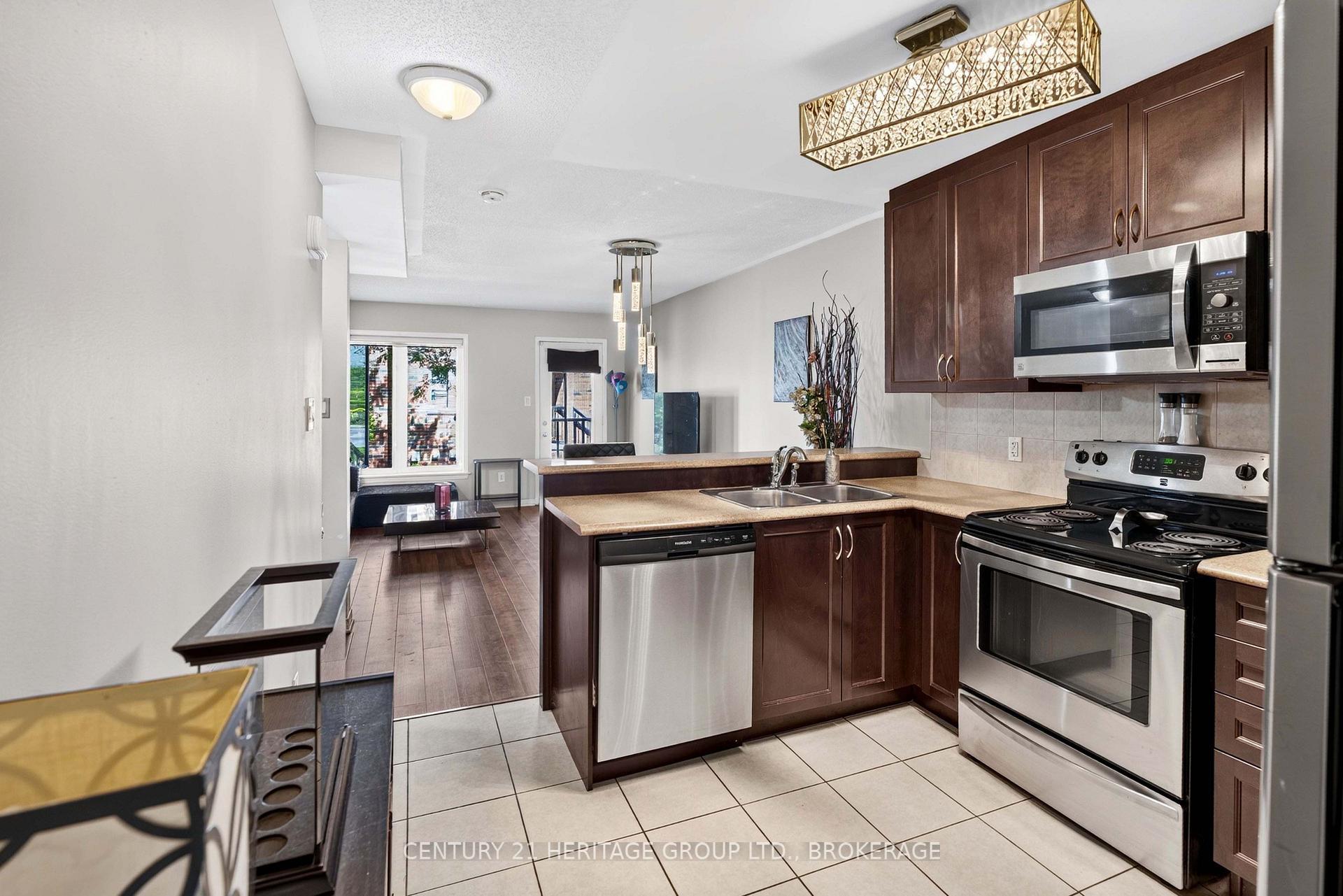 Photo 10 of Unit 182, 150 Urbancrest Private, Ottawa, Barrhaven - Stonebridge — HOMEH