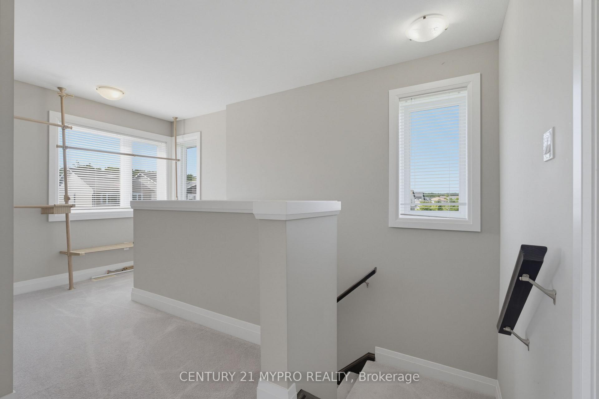 Photo 17 of 2003 Clayridge Way, London, North E — HOMEH