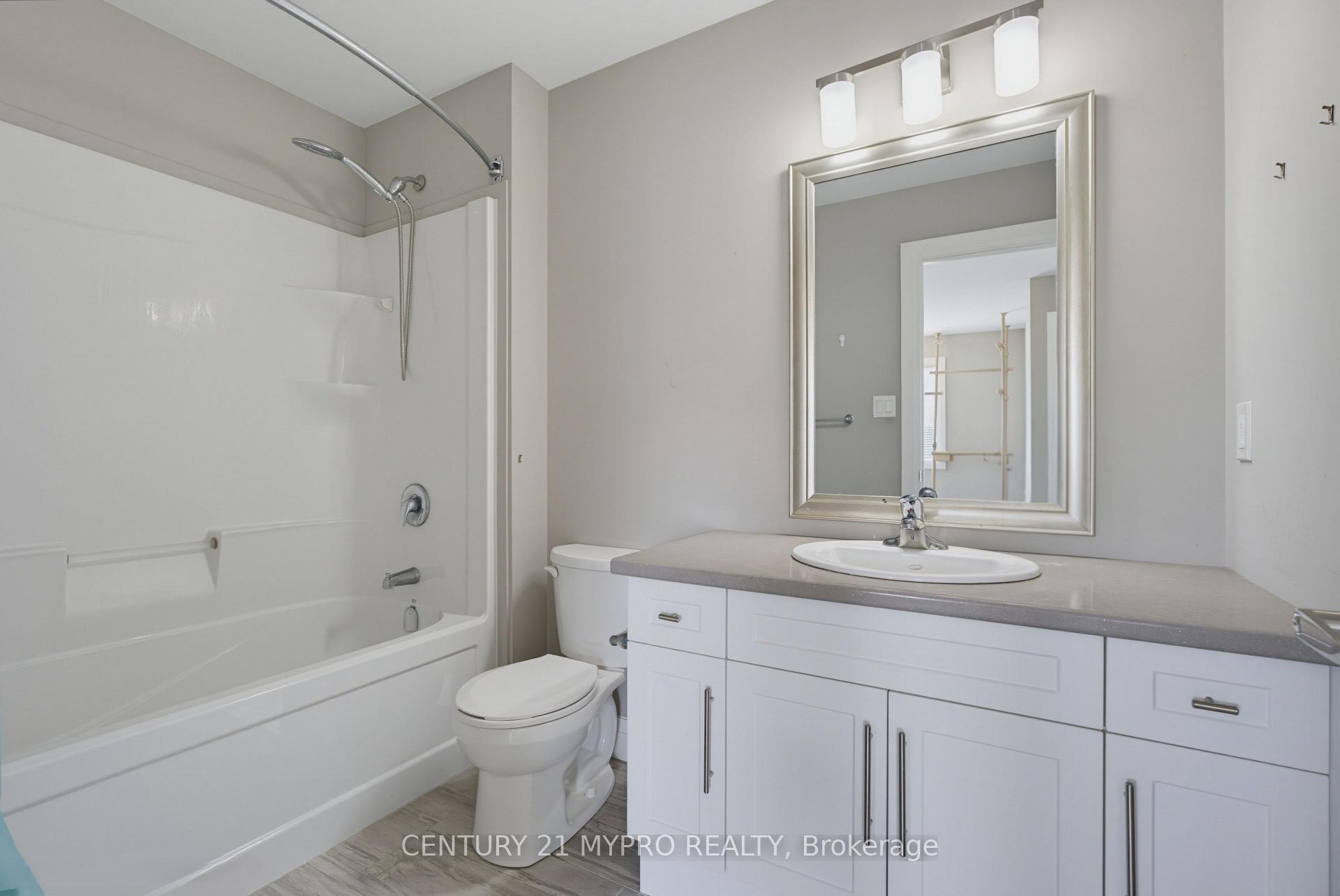 Photo 27 of 2003 Clayridge Way, London, North E — HOMEH