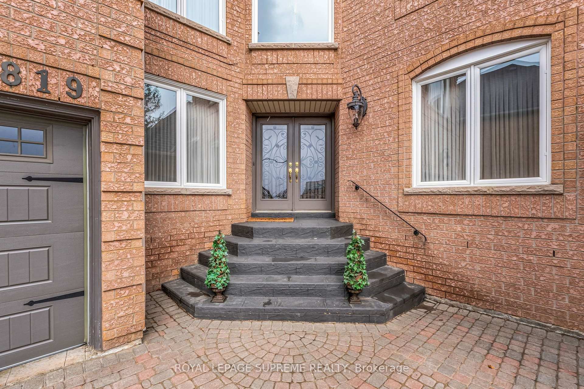Photo 2 of 2819 Duncairn Drive, Mississauga, Central Erin Mills — HOMEH